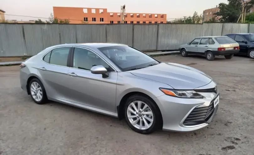 Toyota Camry 2021 года за 15 500 000 тг. в Акмолинская область