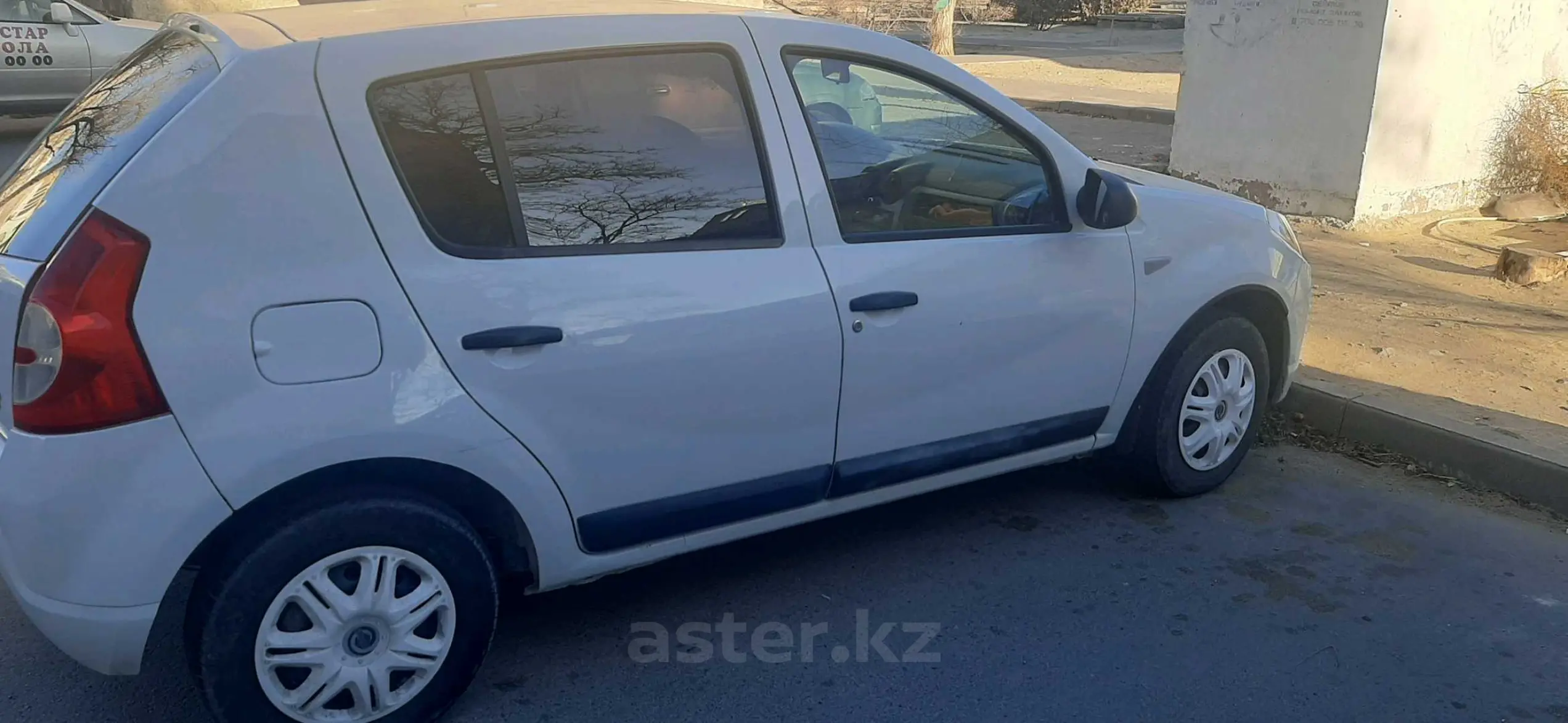 Renault Sandero 2013