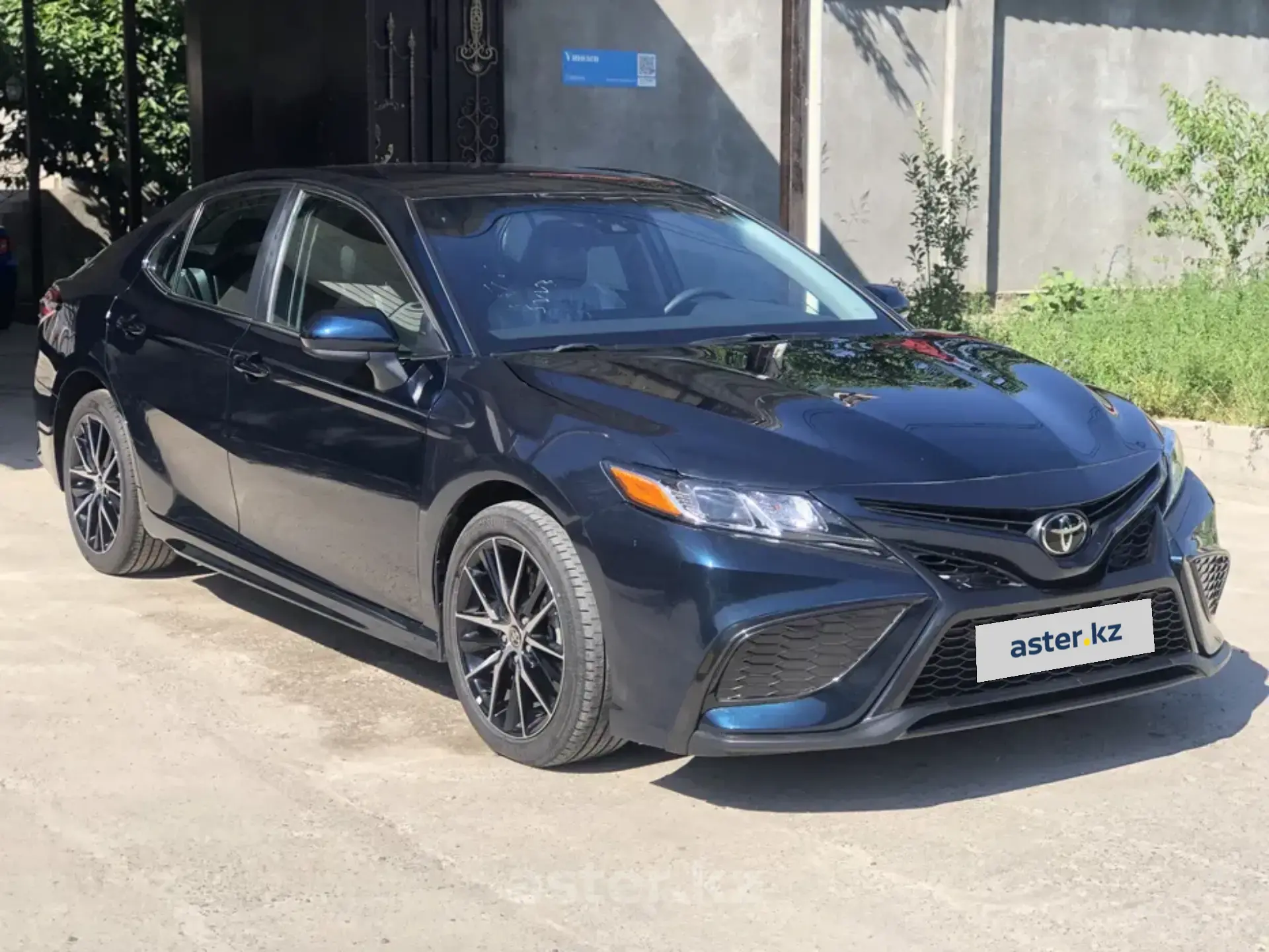 Toyota Camry 2021