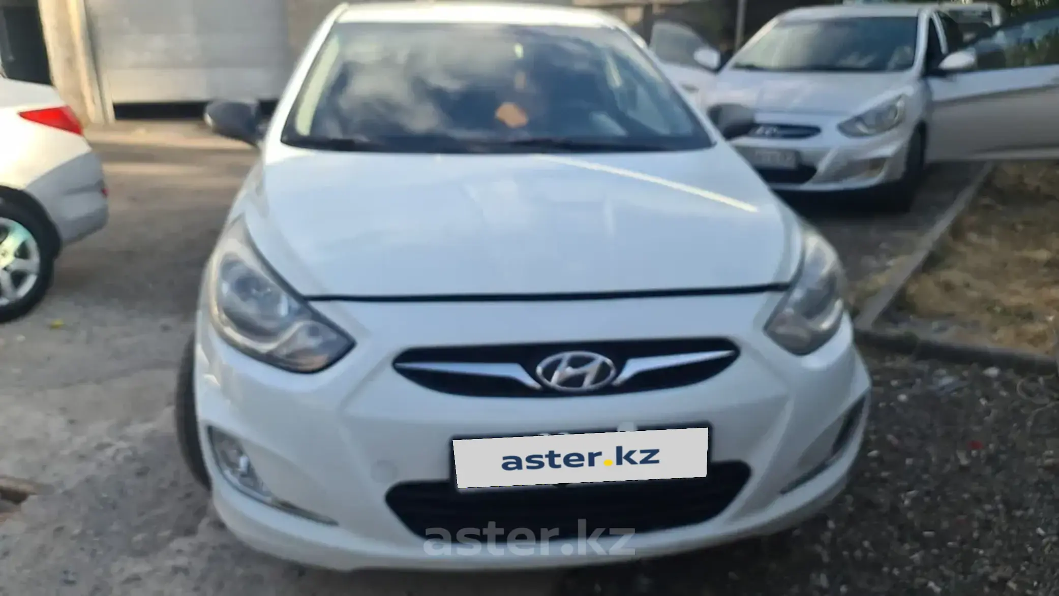 Hyundai Accent 2013