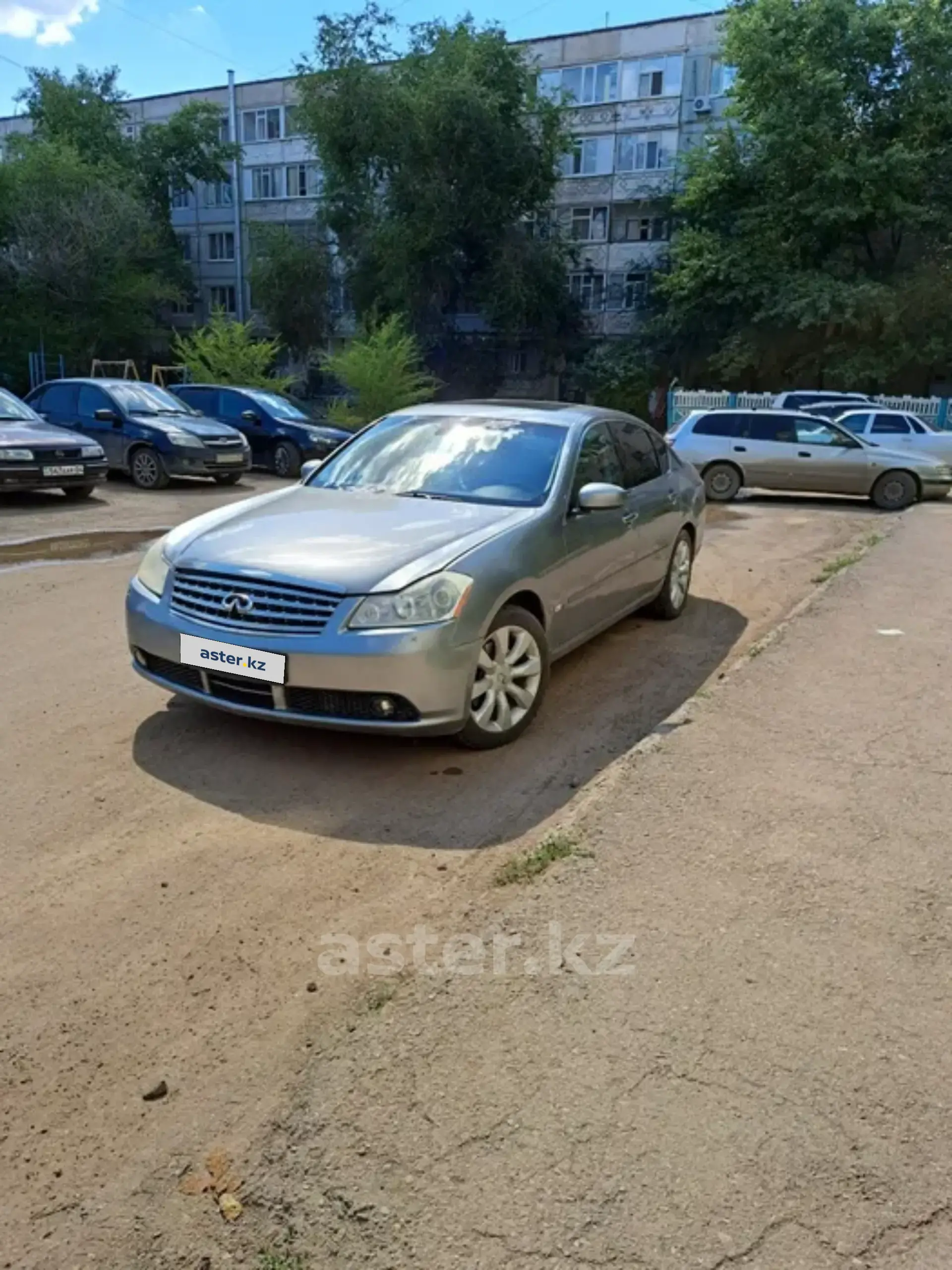 Infiniti M 2006