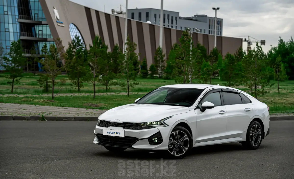 2023 Kia K5