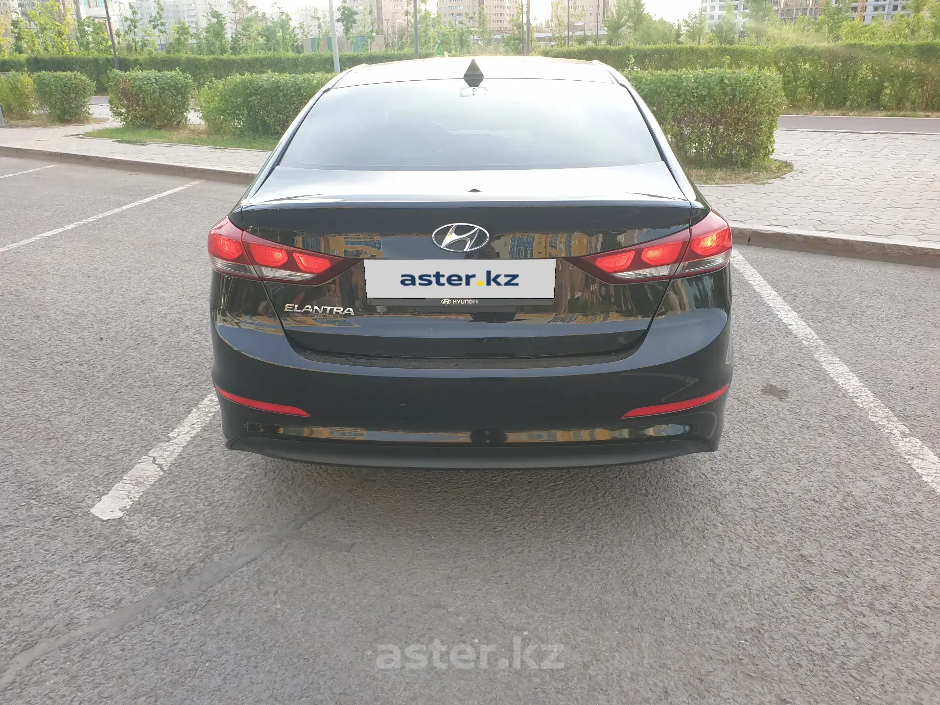 Hyundai Elantra 2016