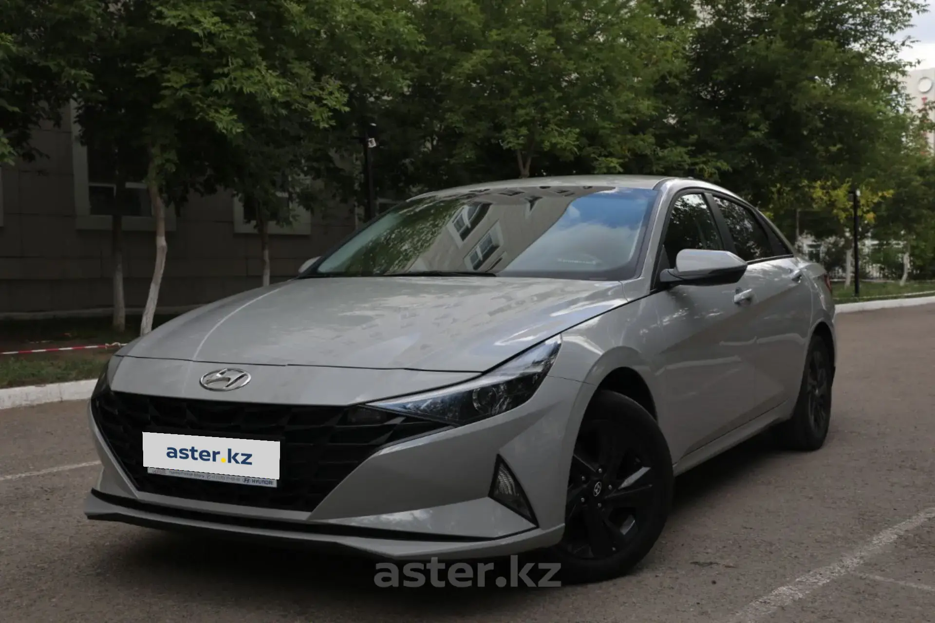 Hyundai Elantra 2022