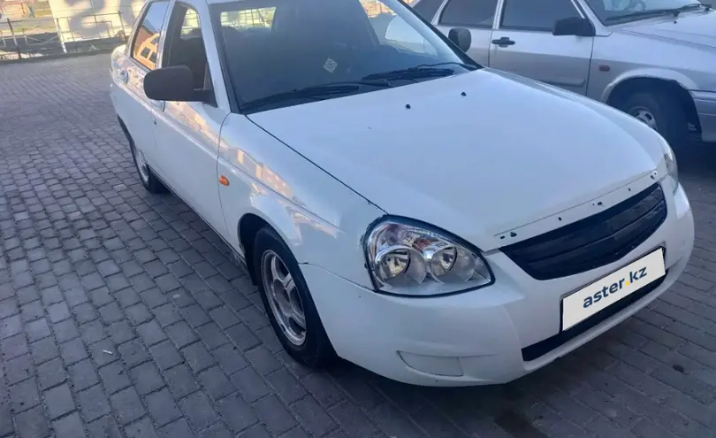LADA (ВАЗ) Priora 2011 года за 1 600 000 тг. в Атырау