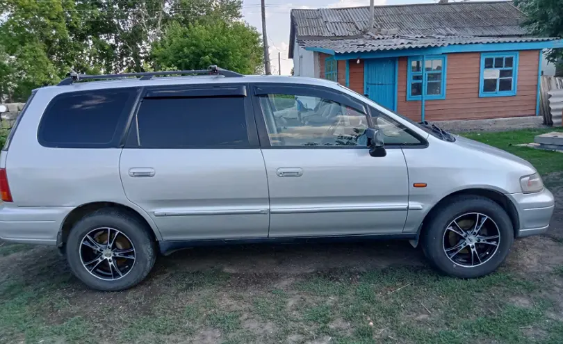 Honda Shuttle 1997 года за 3 800 000 тг. в Астана