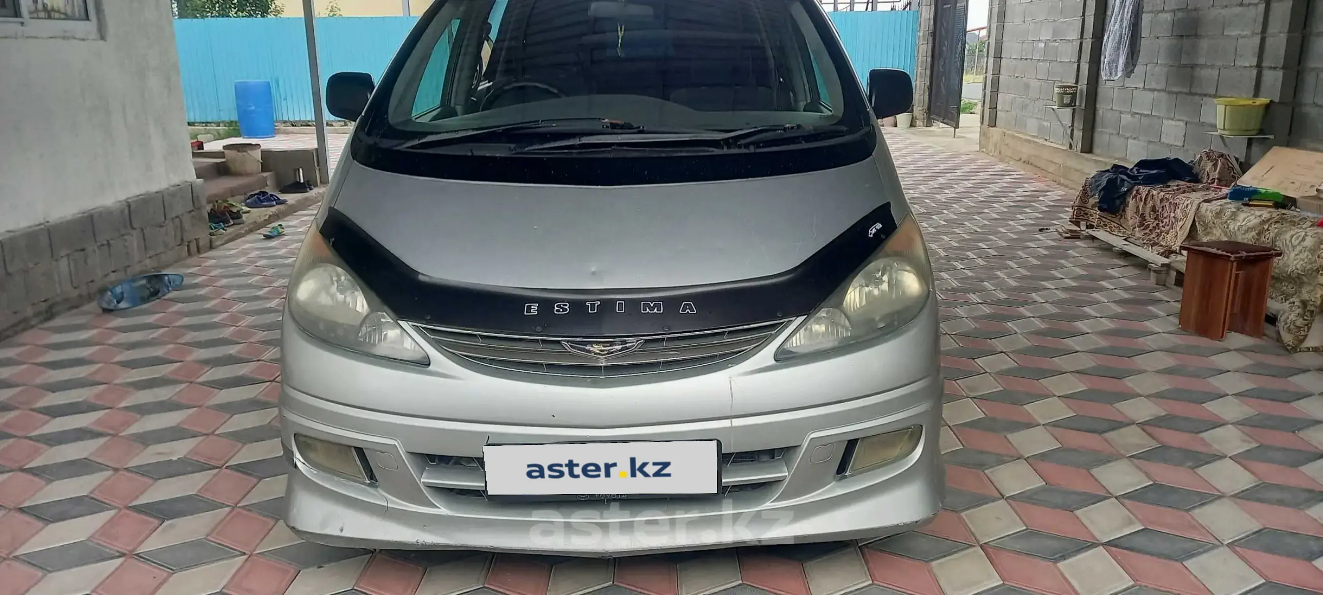 Toyota Estima 2002