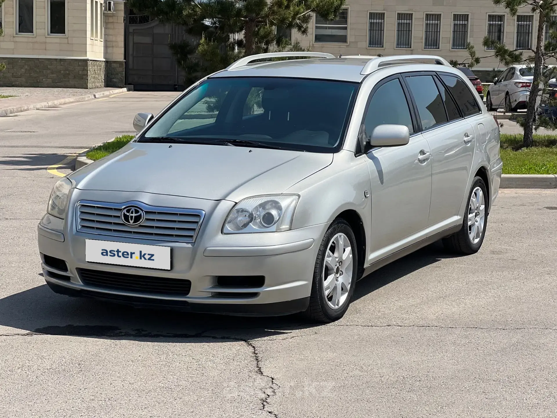 Toyota Avensis 2004