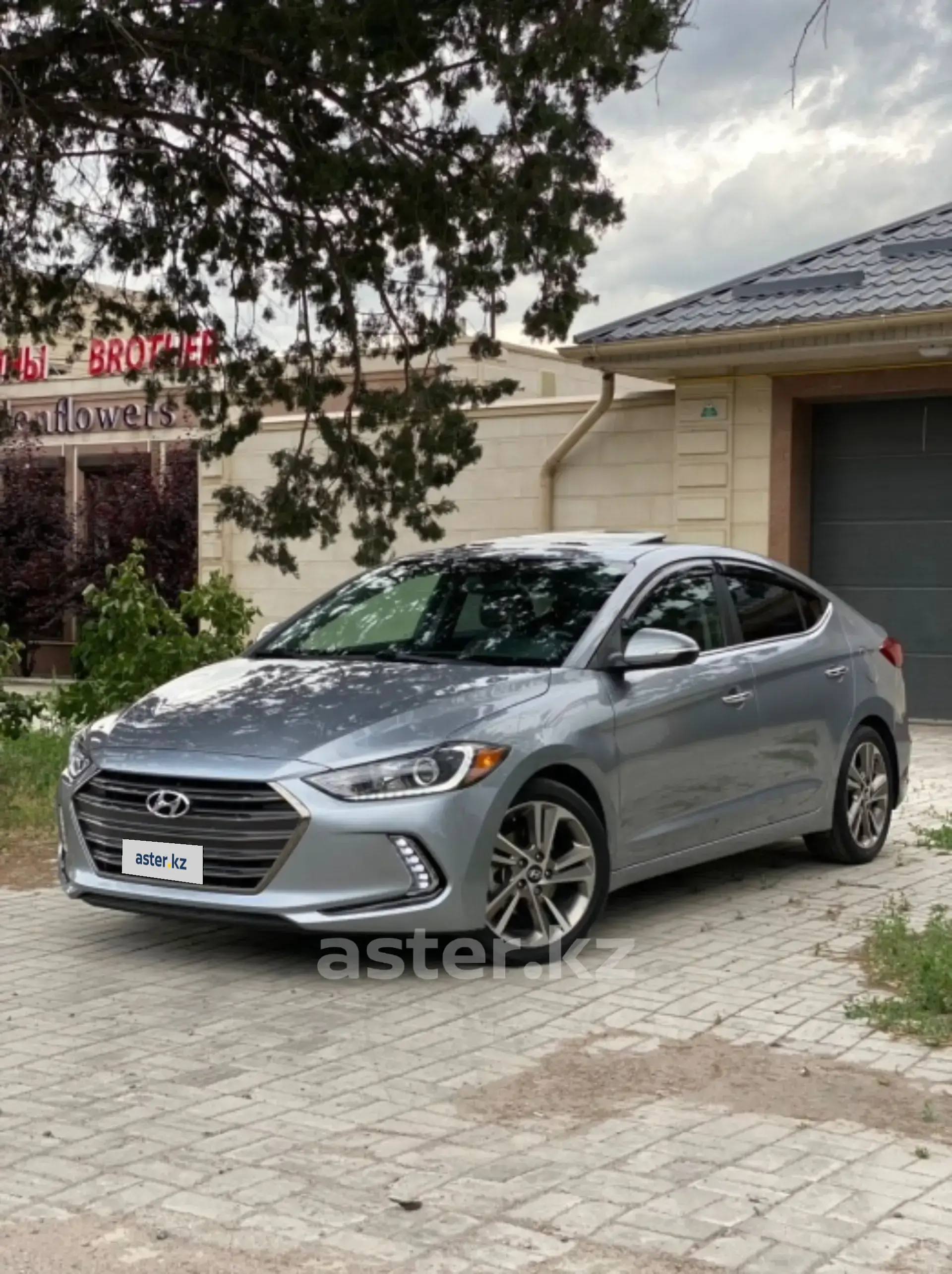 Hyundai Elantra 2016