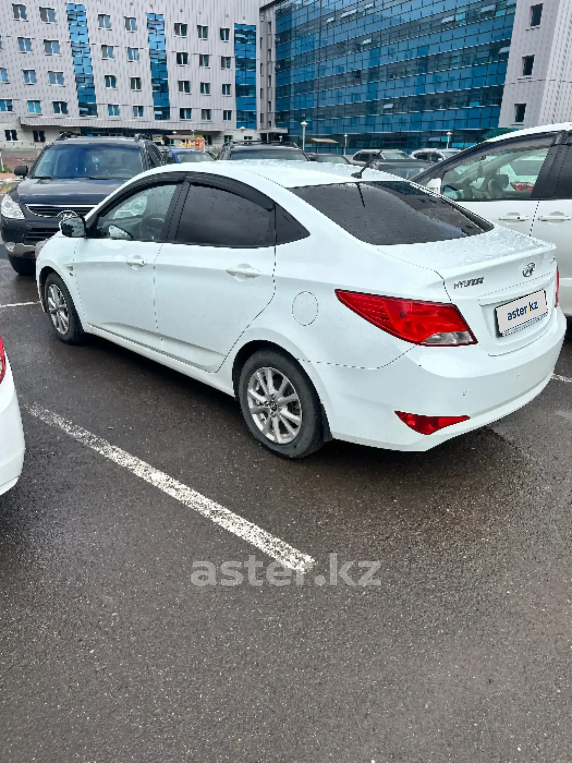 Hyundai Accent 2015