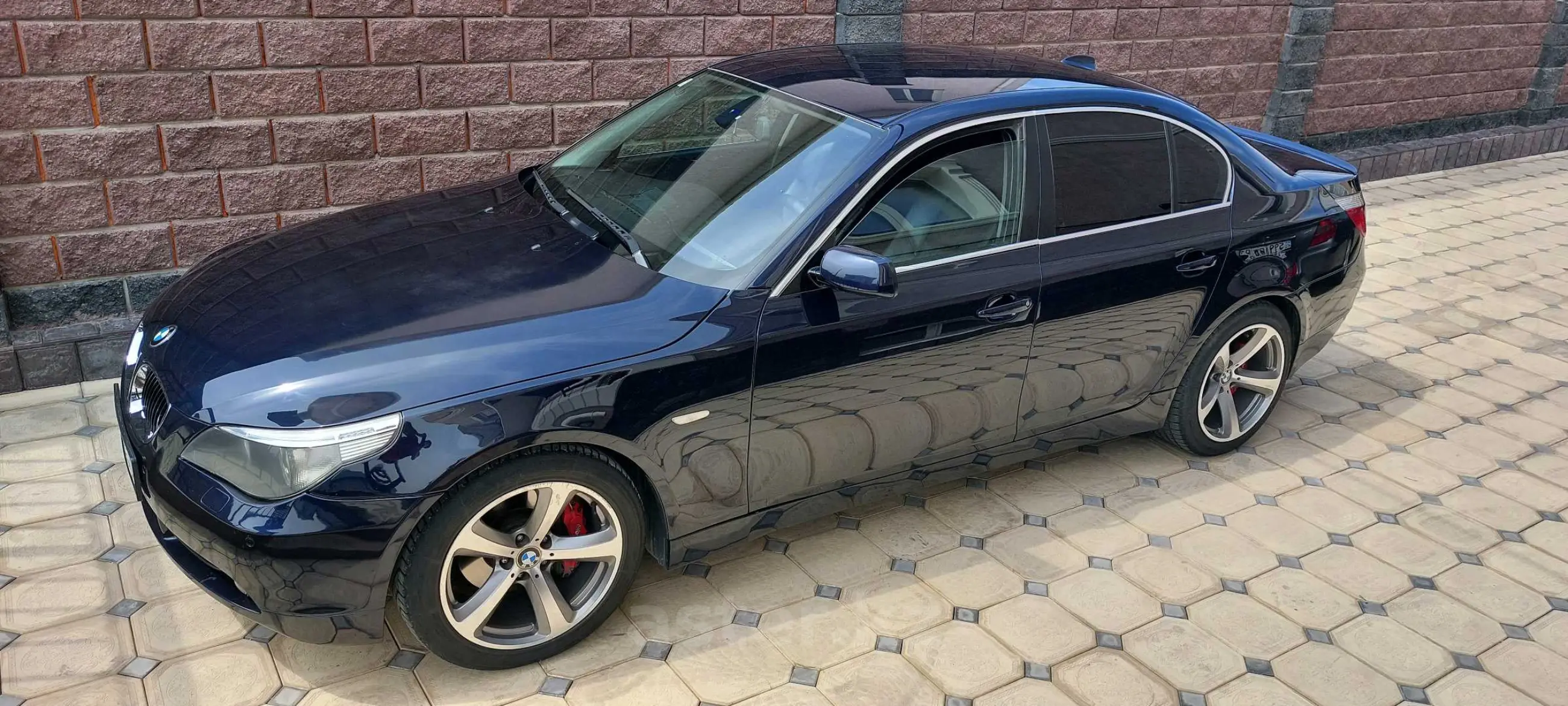 BMW 5 серии 2005