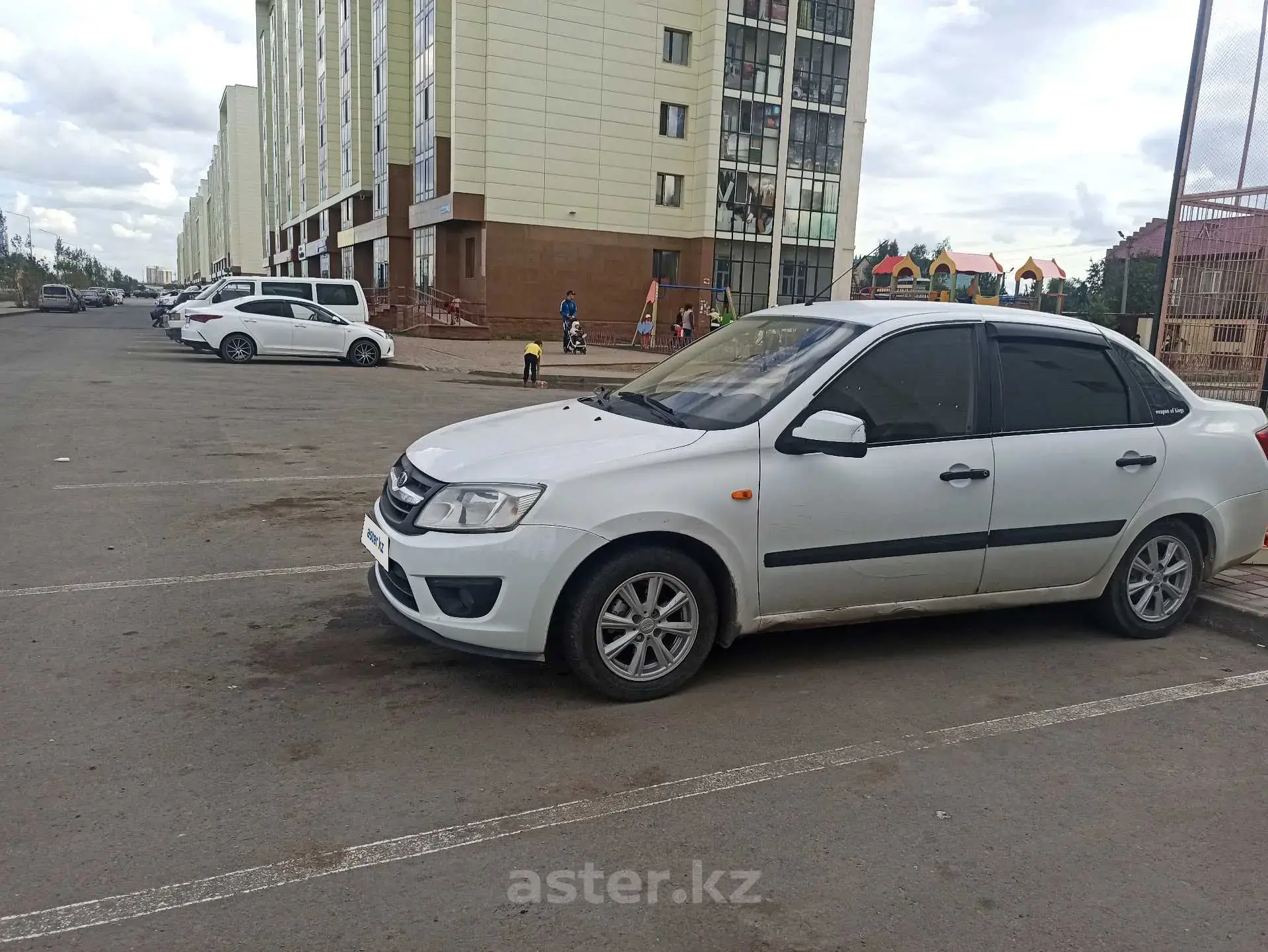 LADA (ВАЗ) Granta 2013