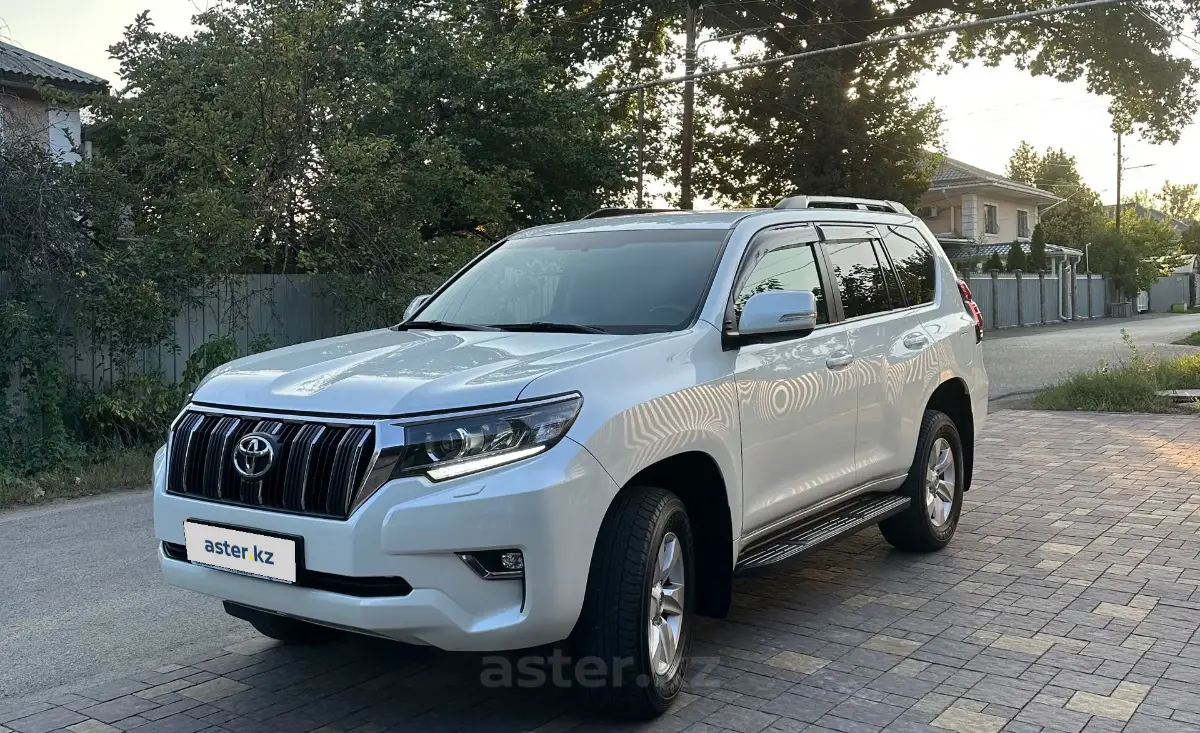 Toyota Land Cruiser Prado 2019