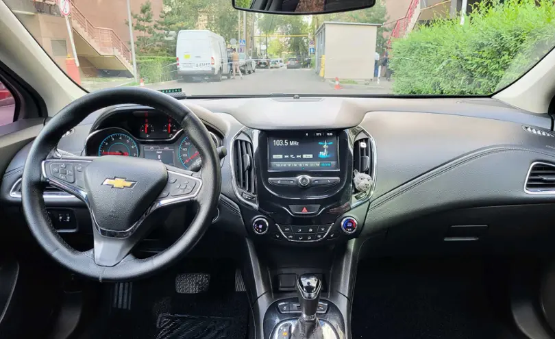 Chevrolet Cruze 2019 года за 7 200 000 тг. в Алматы фото 3