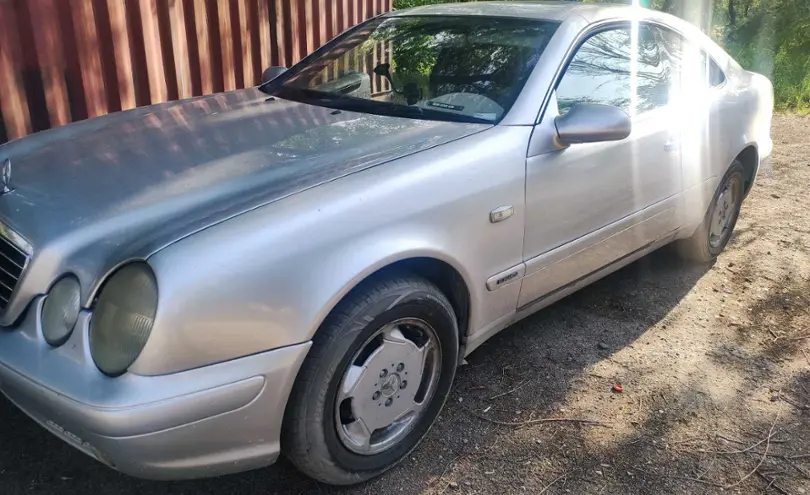 Mercedes-Benz CLK-Класс 1997 года за 3 000 000 тг. в Семей