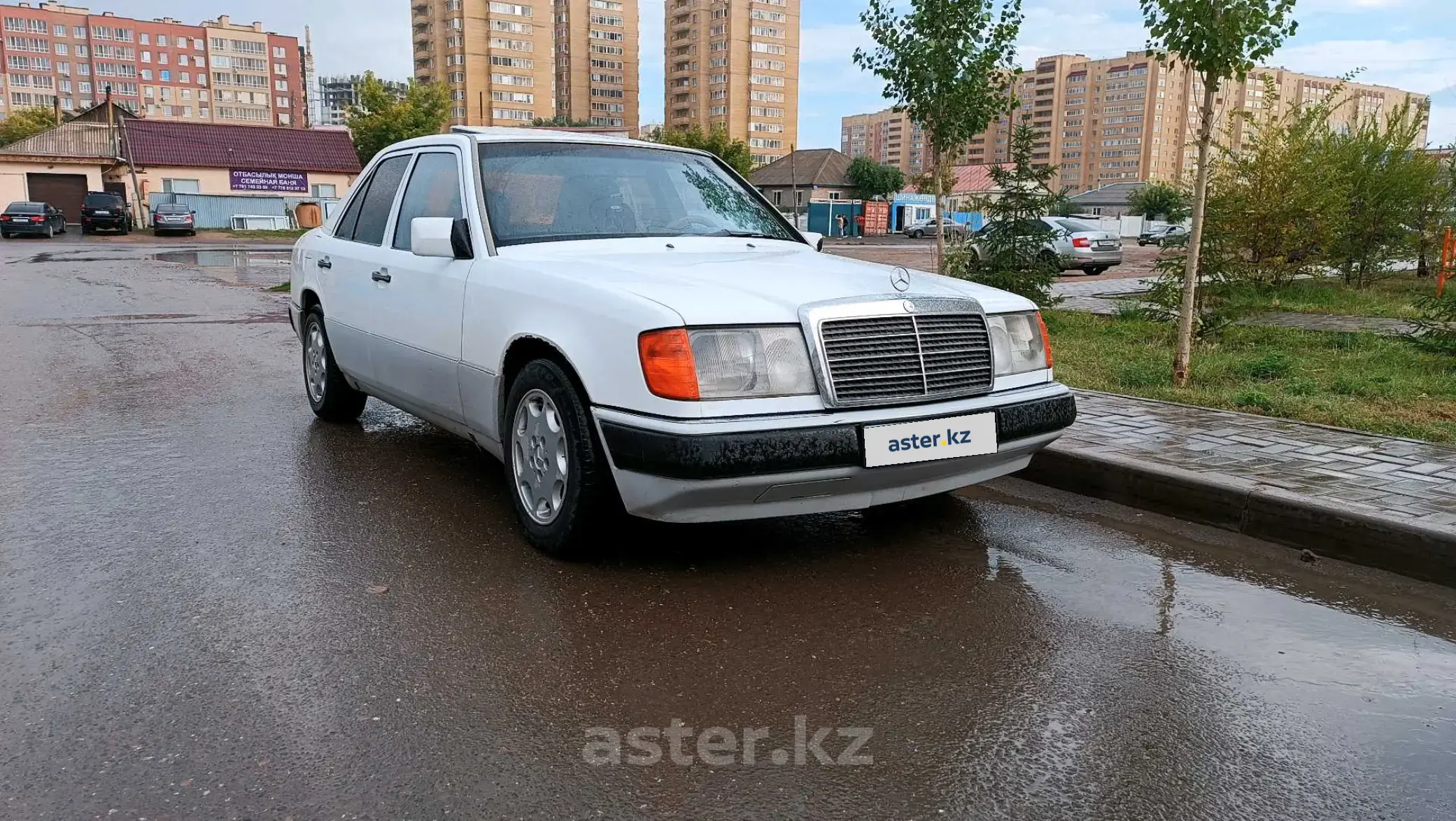 Mercedes-Benz E-Класс 1992