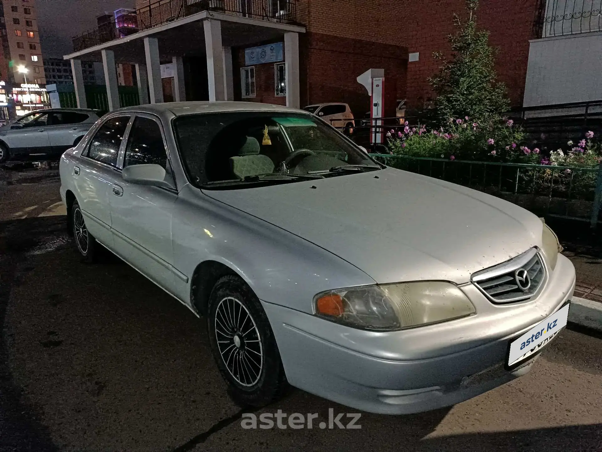 Mazda 626 2001