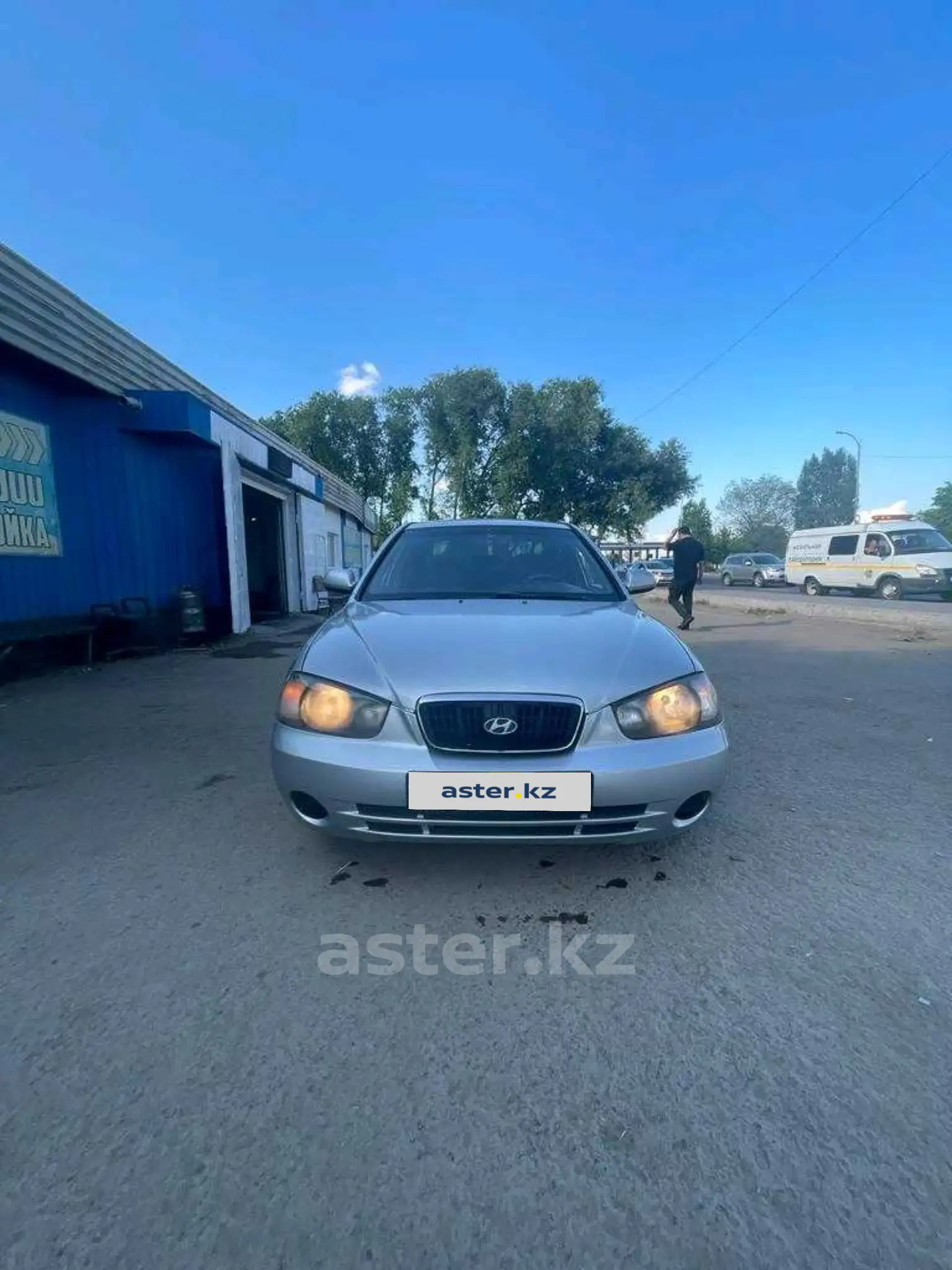 Hyundai Elantra 2002