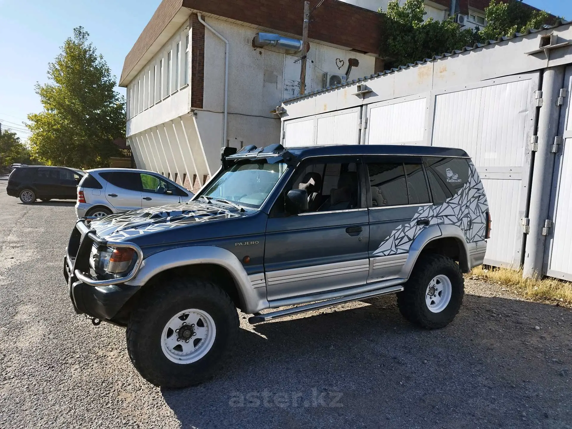 Mitsubishi Pajero 1992