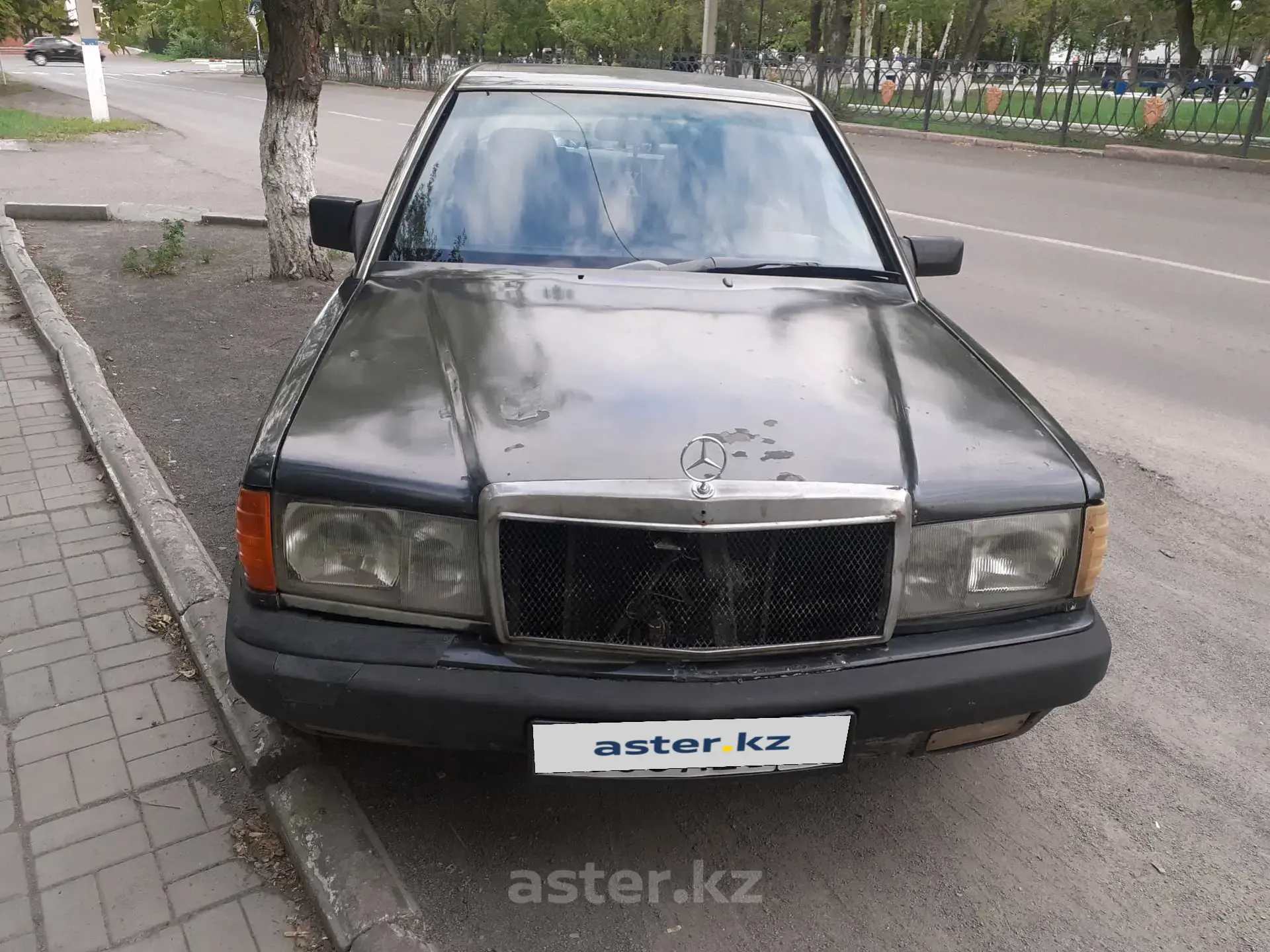 Mercedes-Benz 190 (W201) 1990