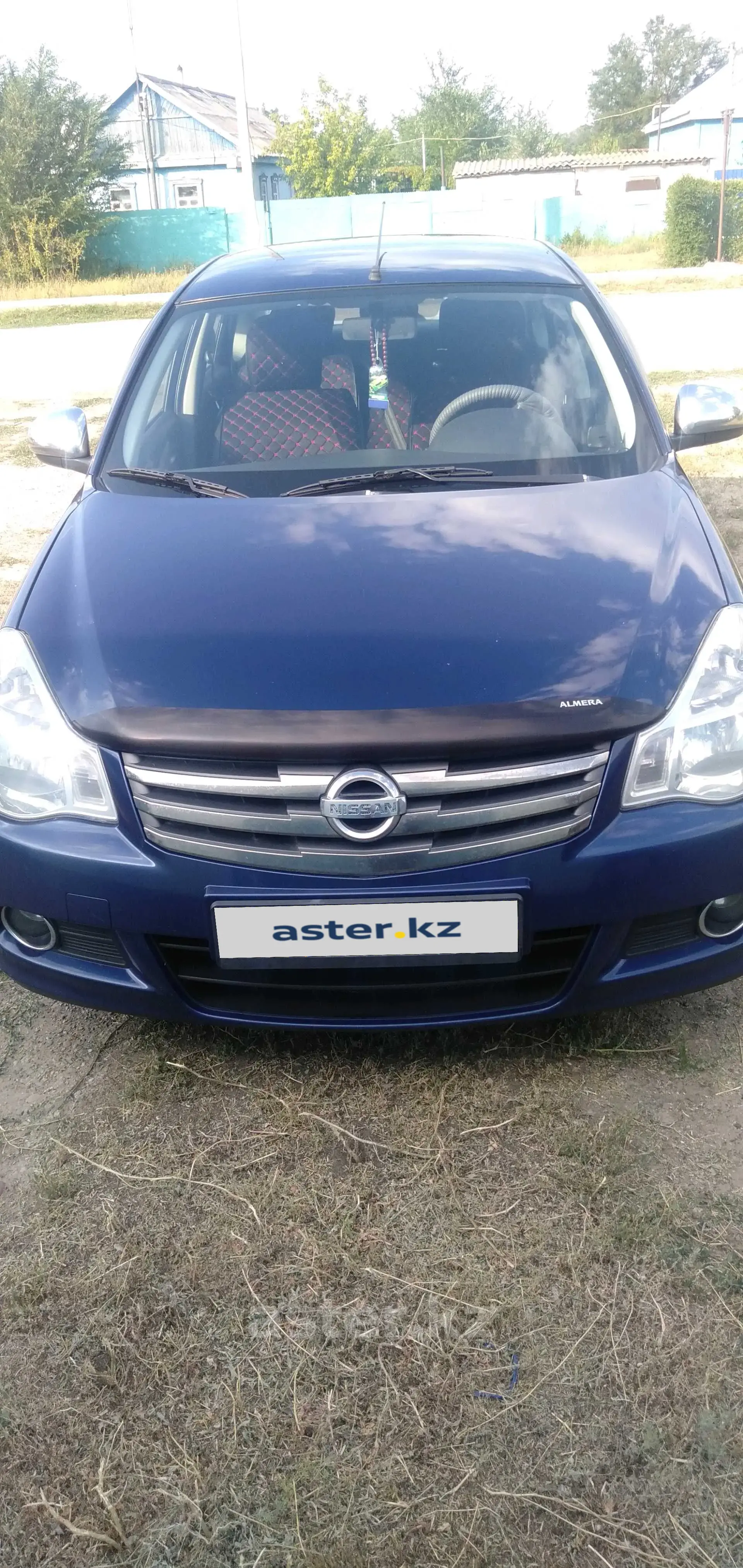 Nissan Almera 2015