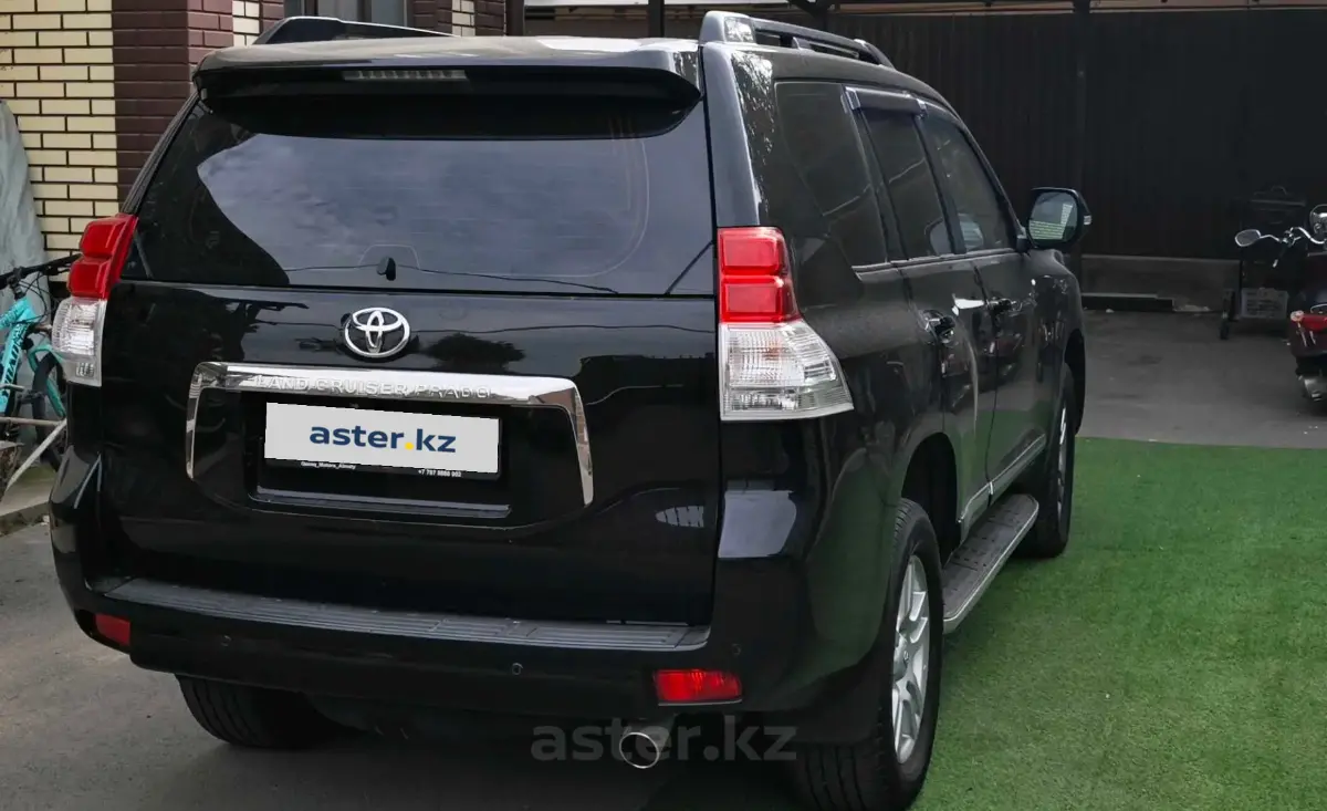 Купить Toyota Land Cruiser Prado 2010 года в Алматы, цена 17000000 тенге.  Продажа Toyota Land Cruiser Prado в Алматы - Aster.kz. №c906288