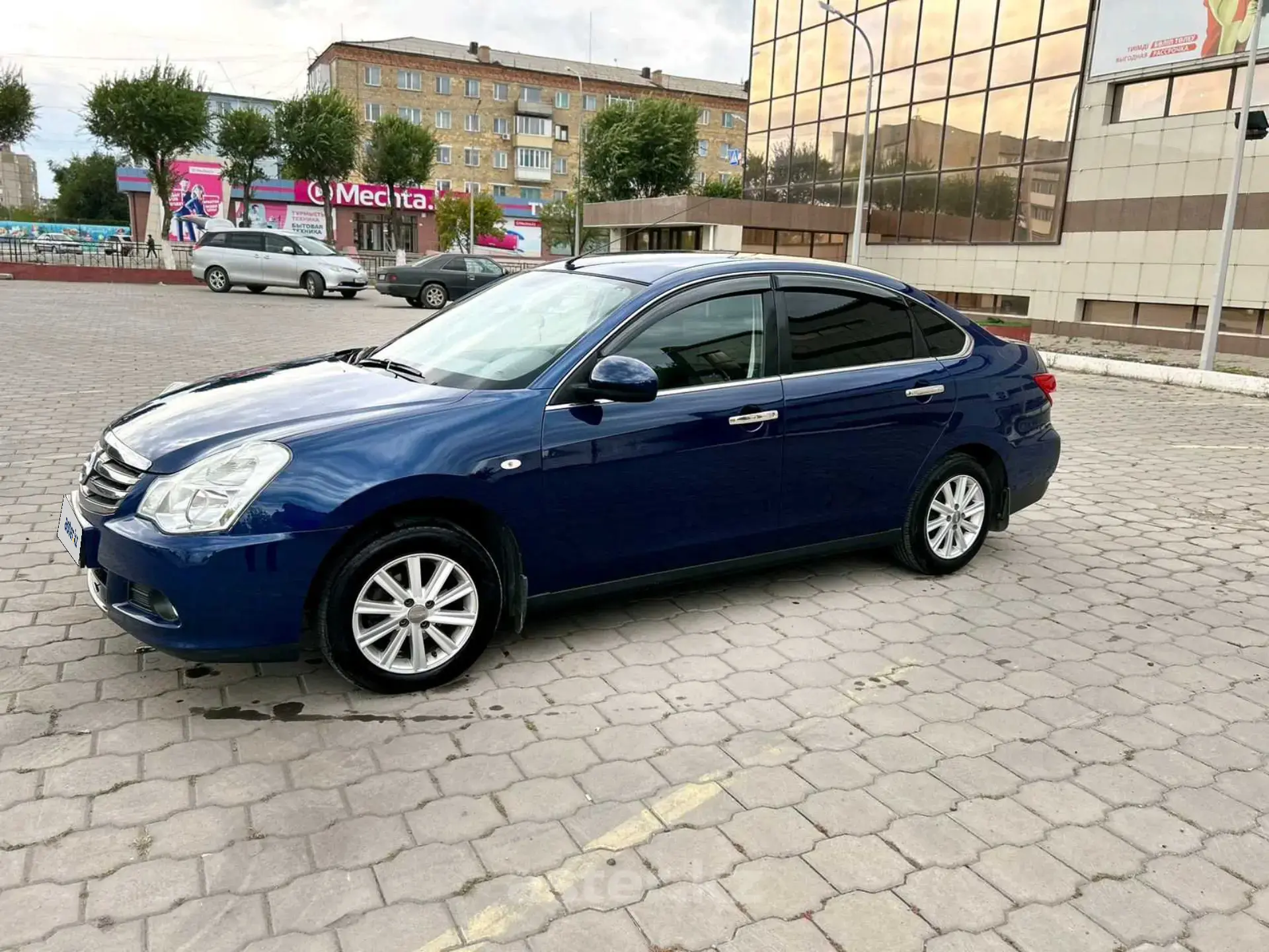 Nissan Almera 2015