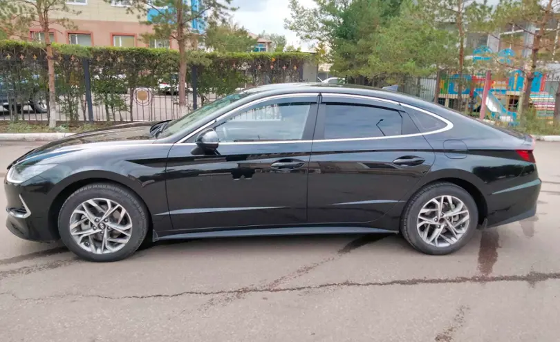 Hyundai Sonata 2021 года за 13 700 000 тг. в Астана