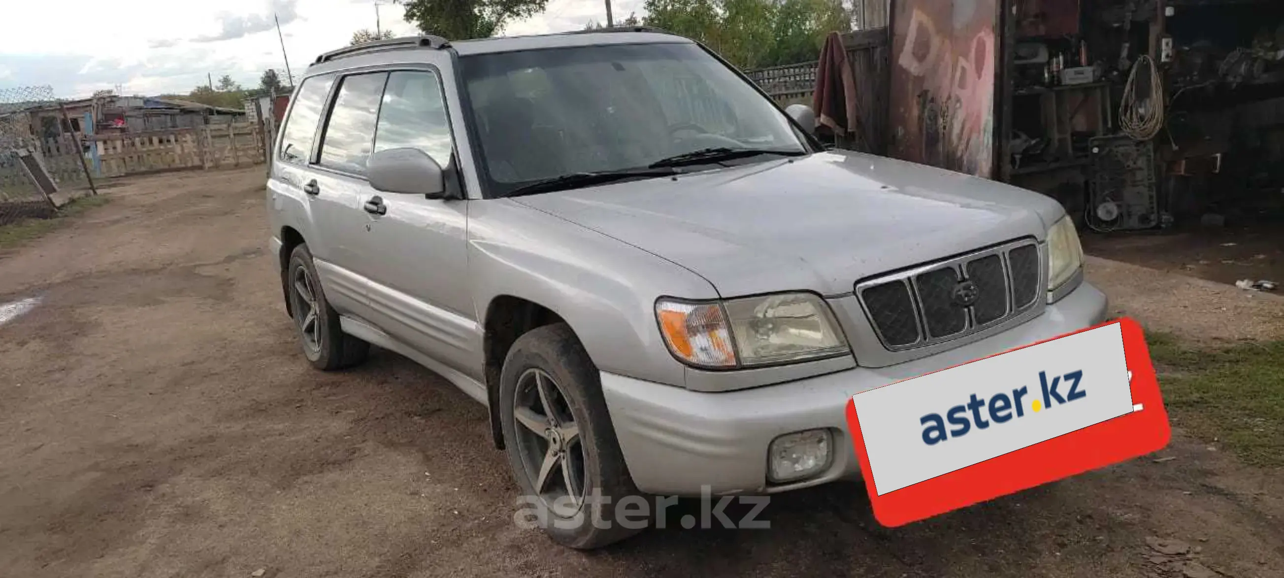 Subaru Forester 2000