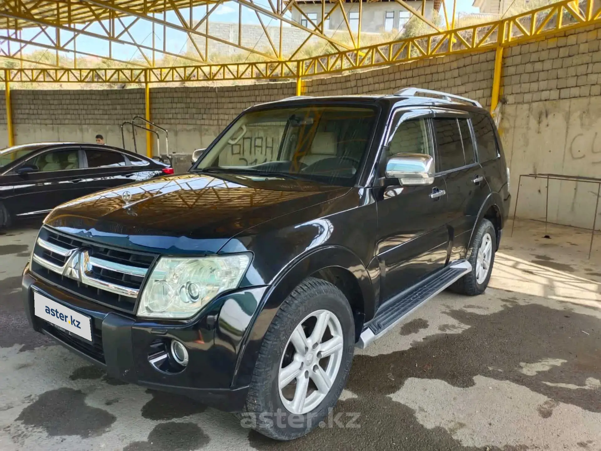 Mitsubishi Pajero 2008