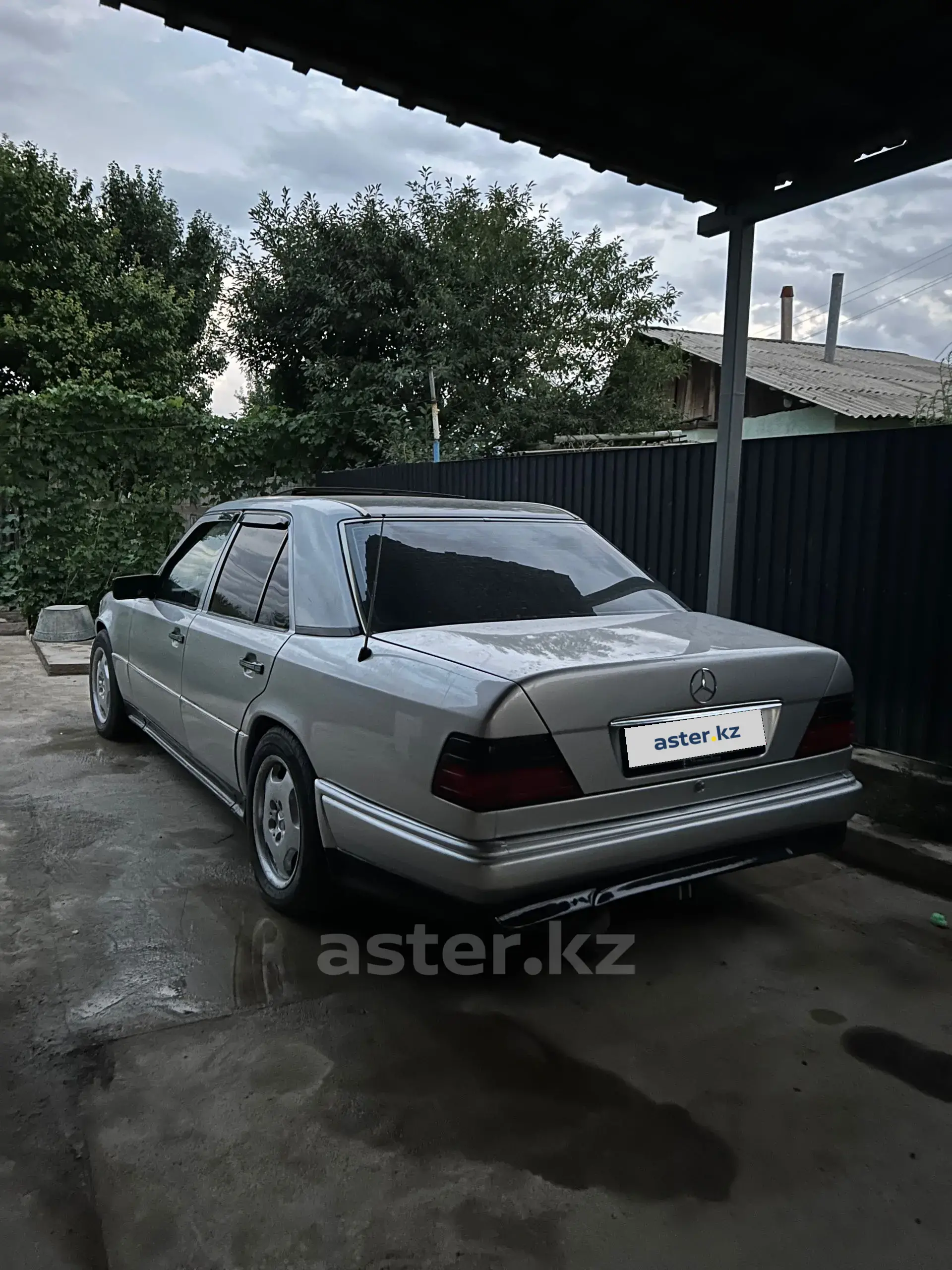 Mercedes-Benz E-Класс 1994