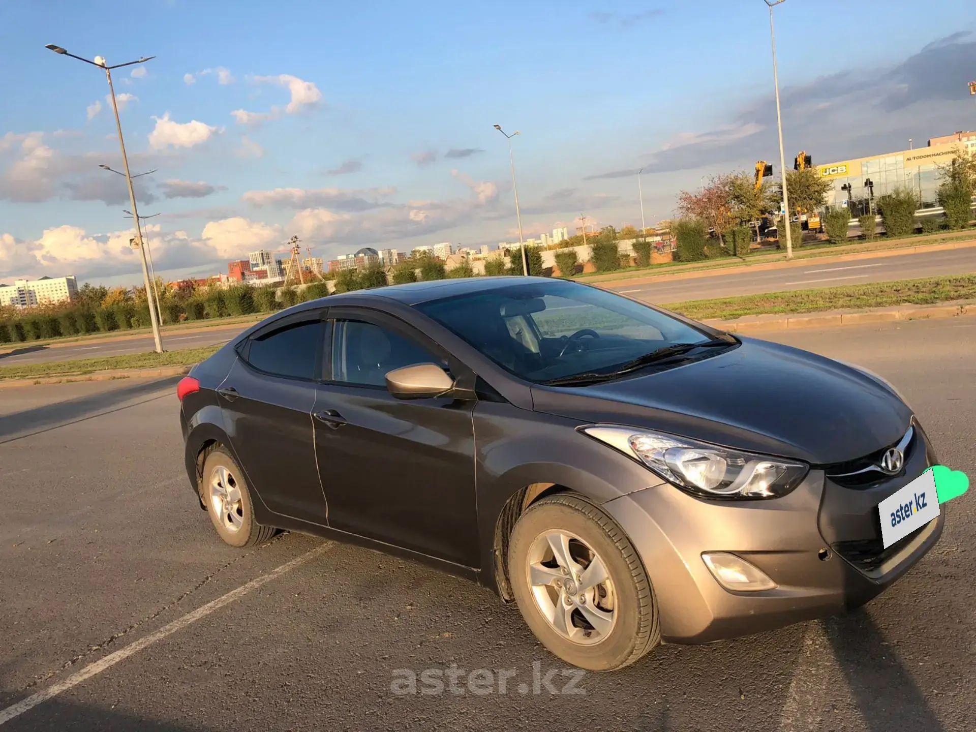 Hyundai Elantra 2012