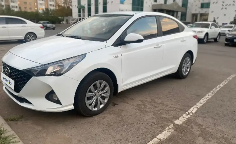 Hyundai Accent 2020 года за 7 800 000 тг. в Астана
