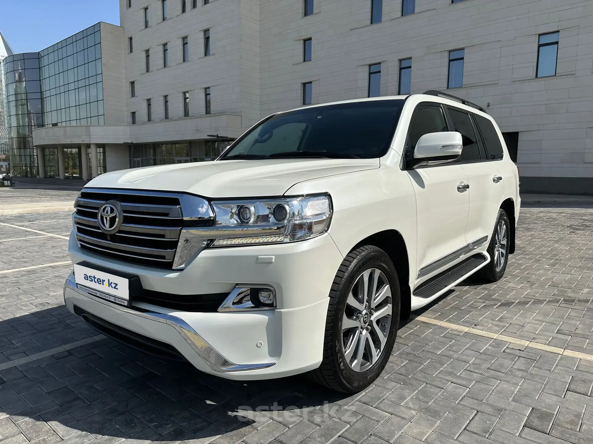 Toyota Land Cruiser 2016