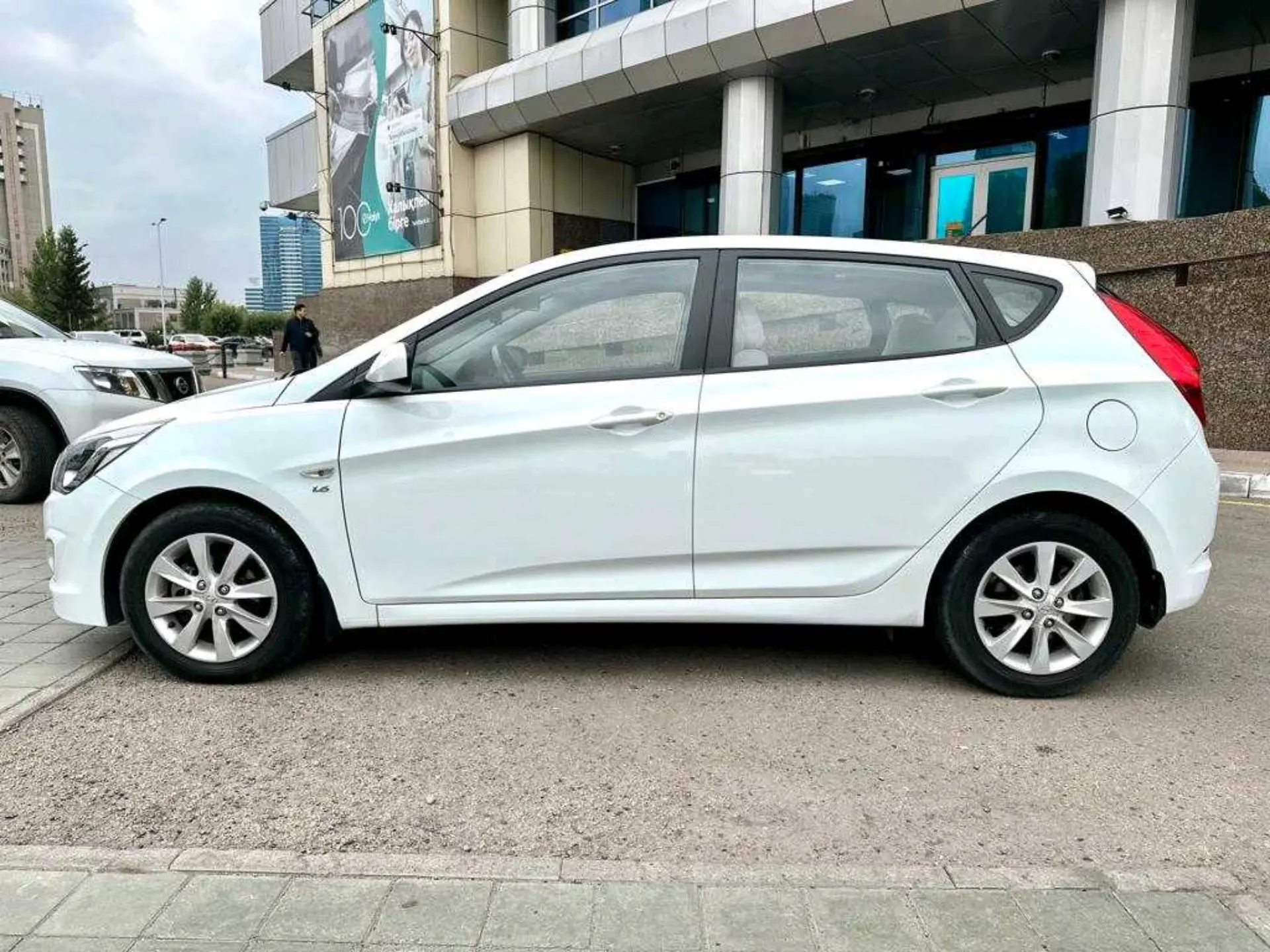 Hyundai Accent 2015