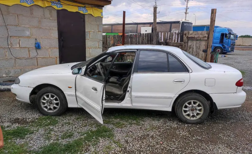 Hyundai Marcia 1998 года за 990 000 тг. в Павлодарская область