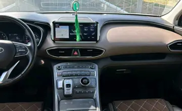 Hyundai Santa Fe 2021 года за 18 000 000 тг. в Атырау
