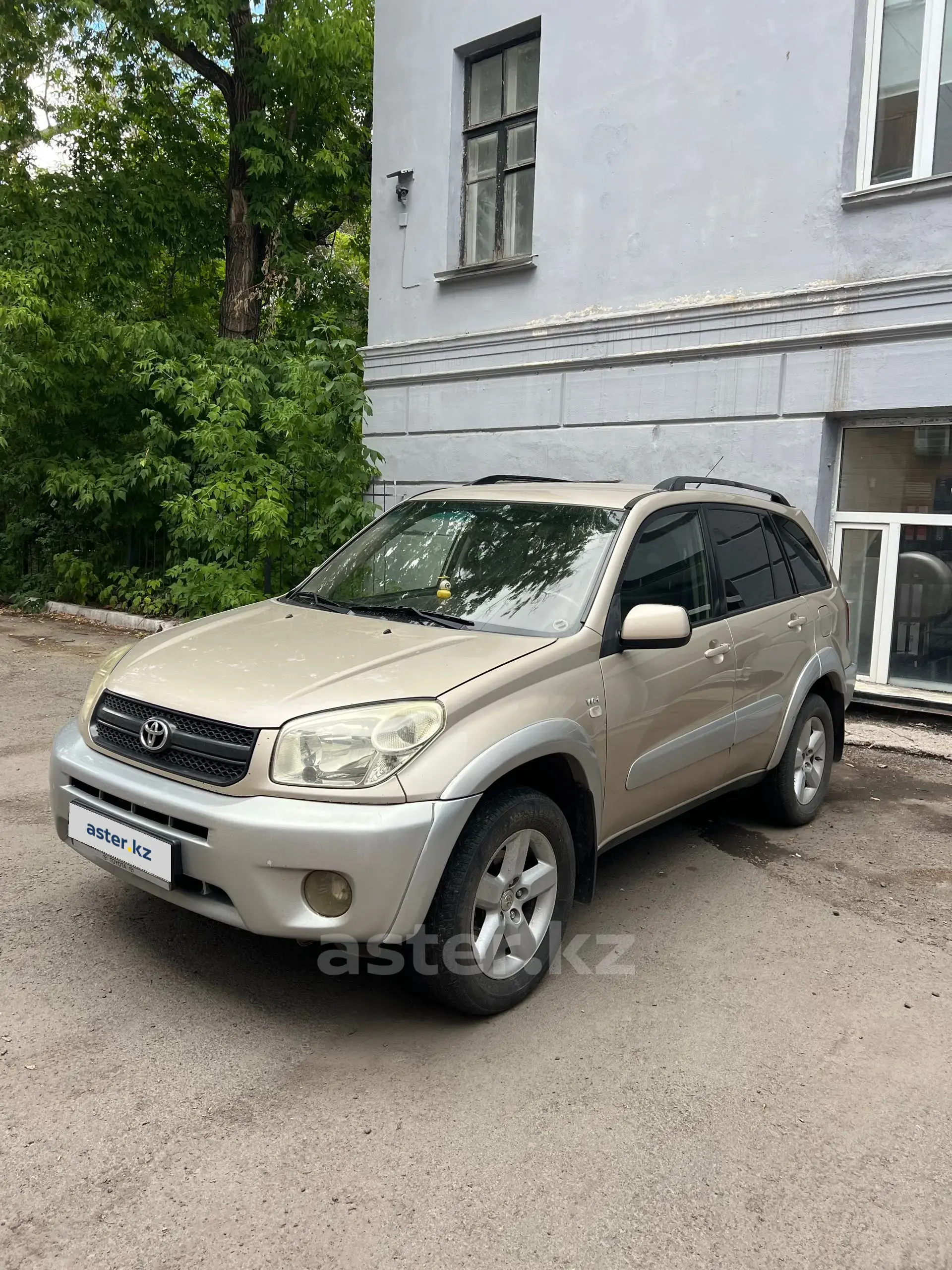 Toyota RAV4 2004