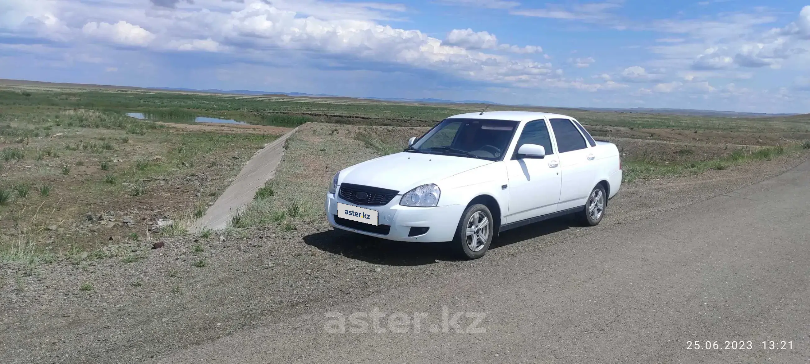 LADA (ВАЗ) Priora 2013