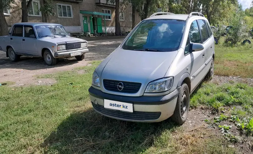 Opel Zafira 2000 года за 3 000 000 тг. в Семей