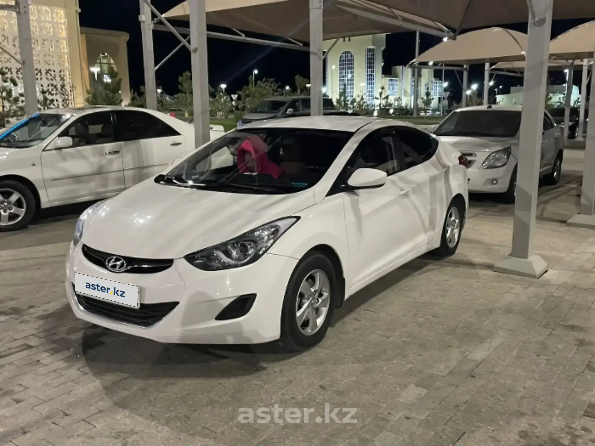 Hyundai Elantra 2013