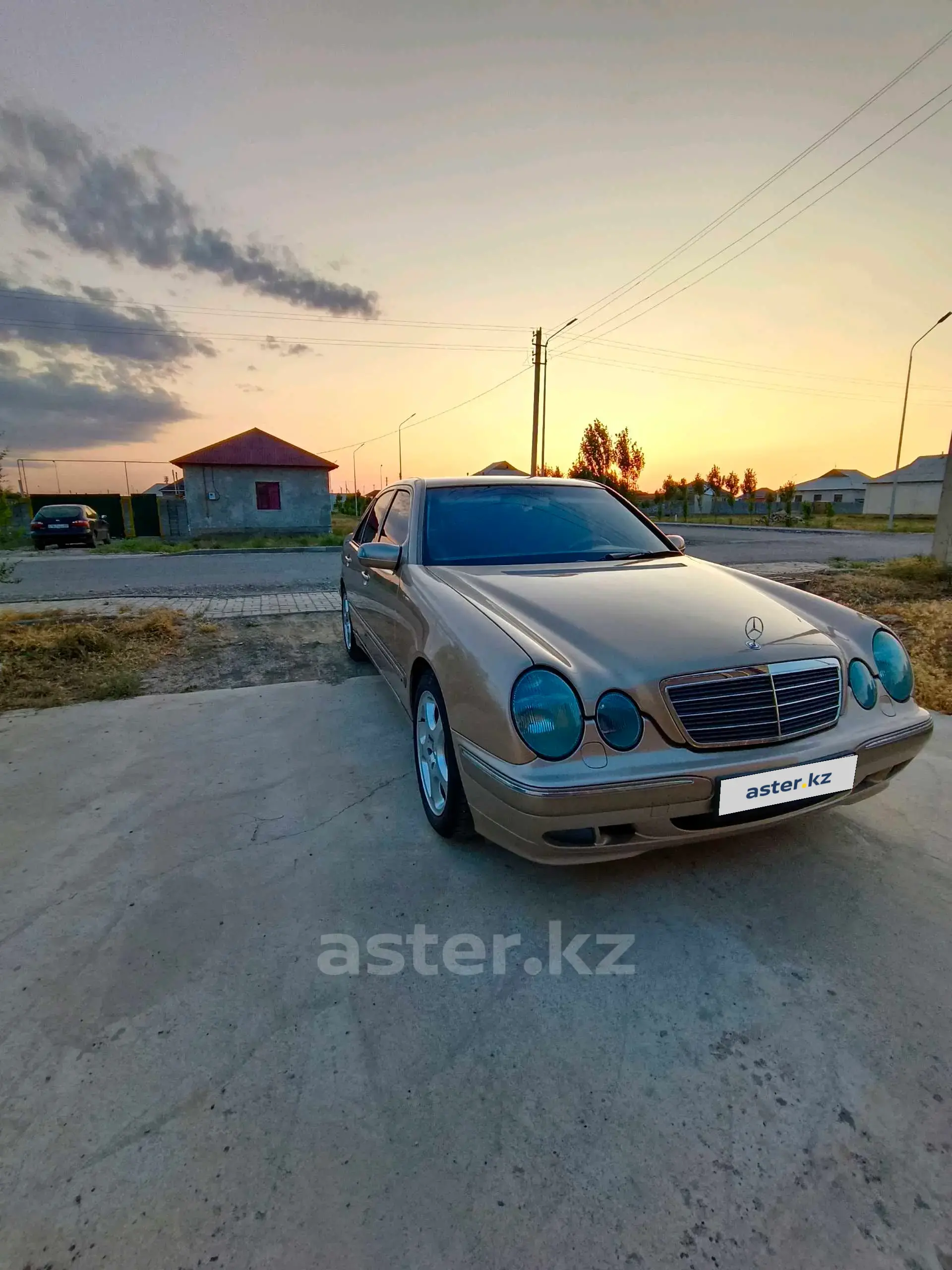 Mercedes-Benz E-Класс 2000