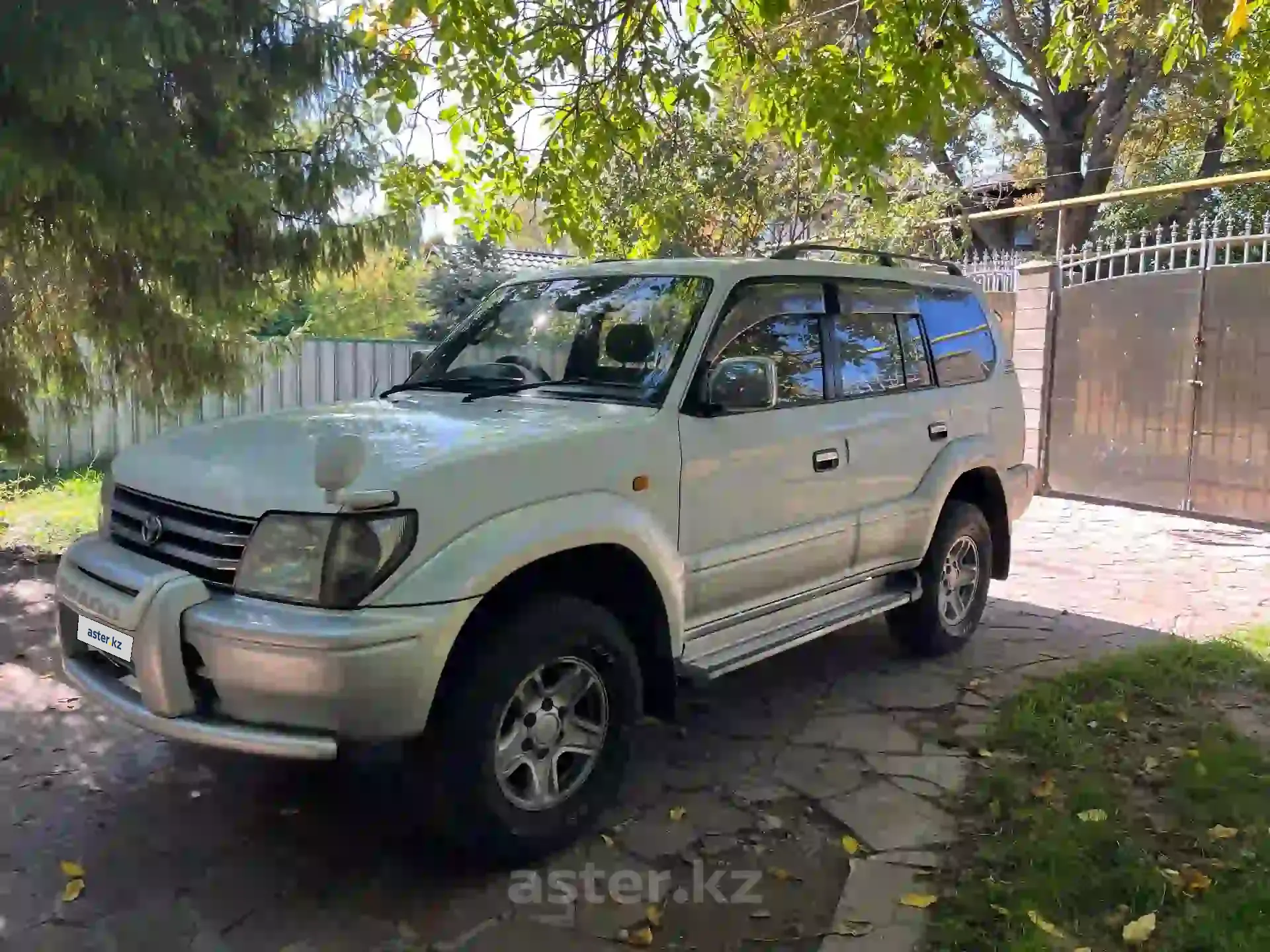 Toyota Land Cruiser Prado 1999