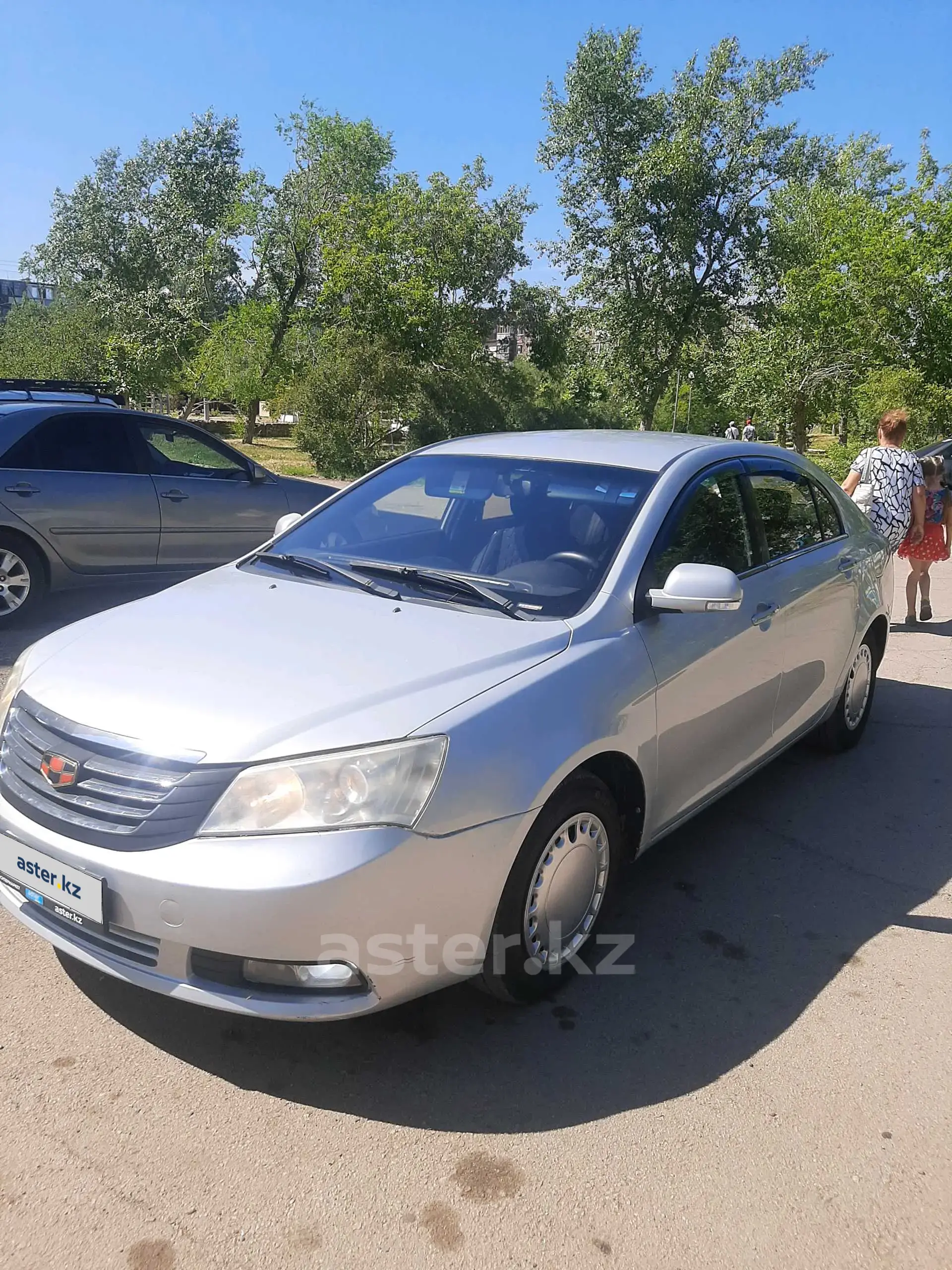 Geely Emgrand EC7 2015