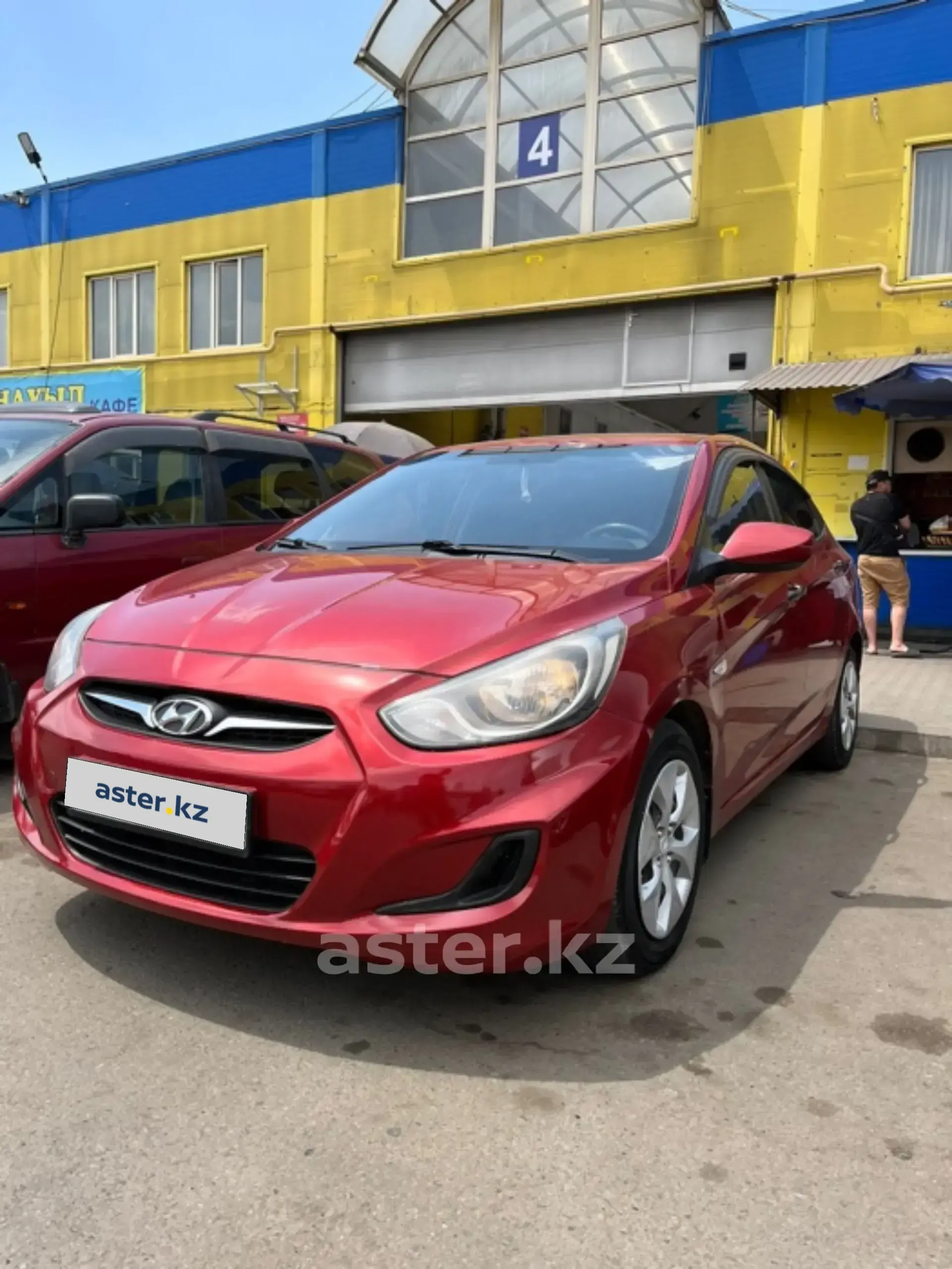 Hyundai Accent 2013