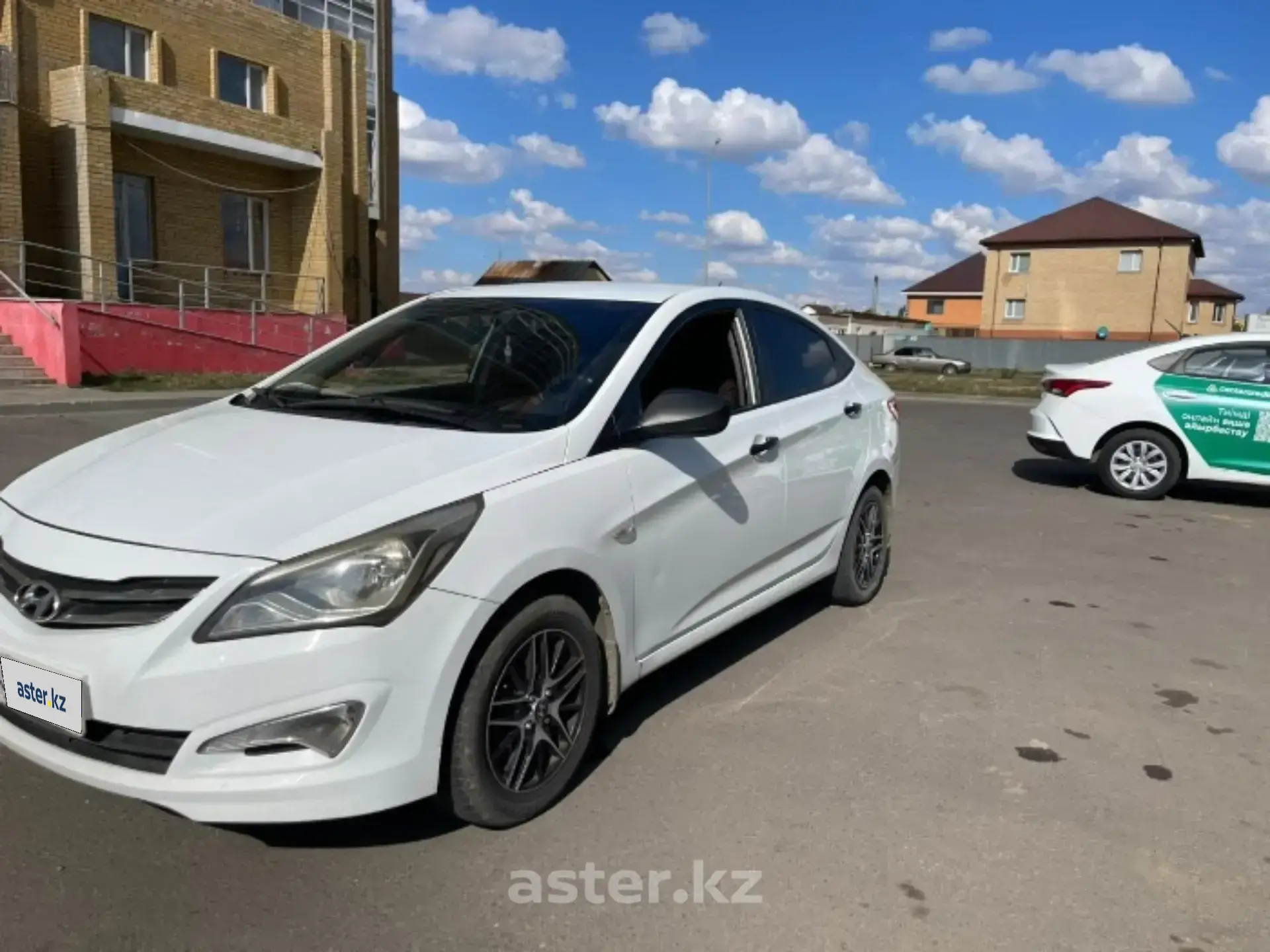 Hyundai Accent 2015