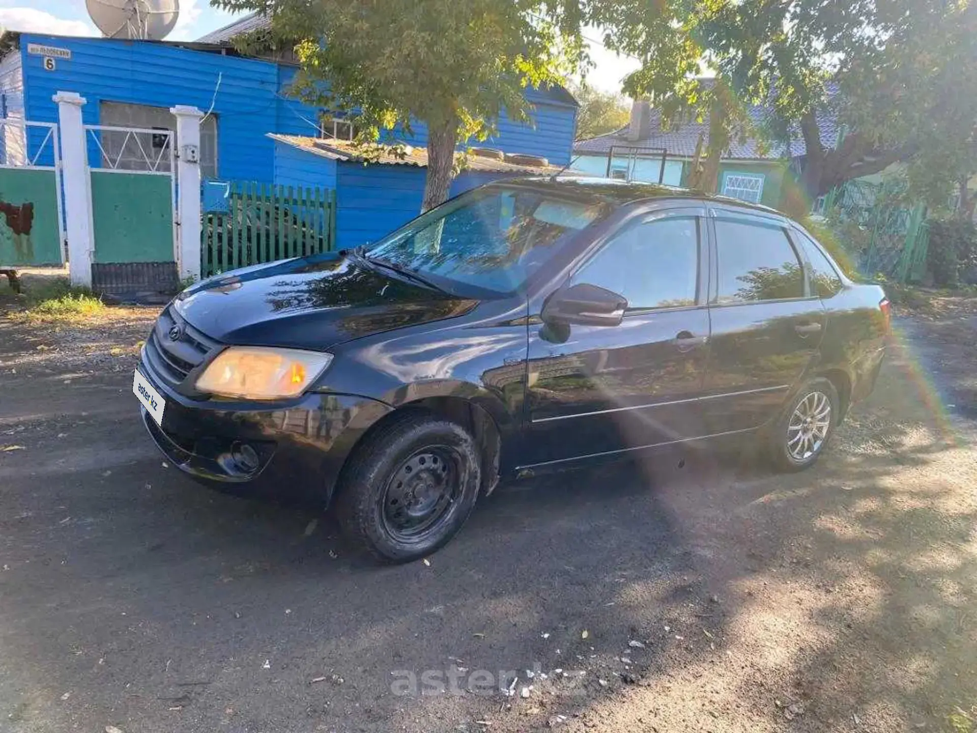 LADA (ВАЗ) Granta 2012