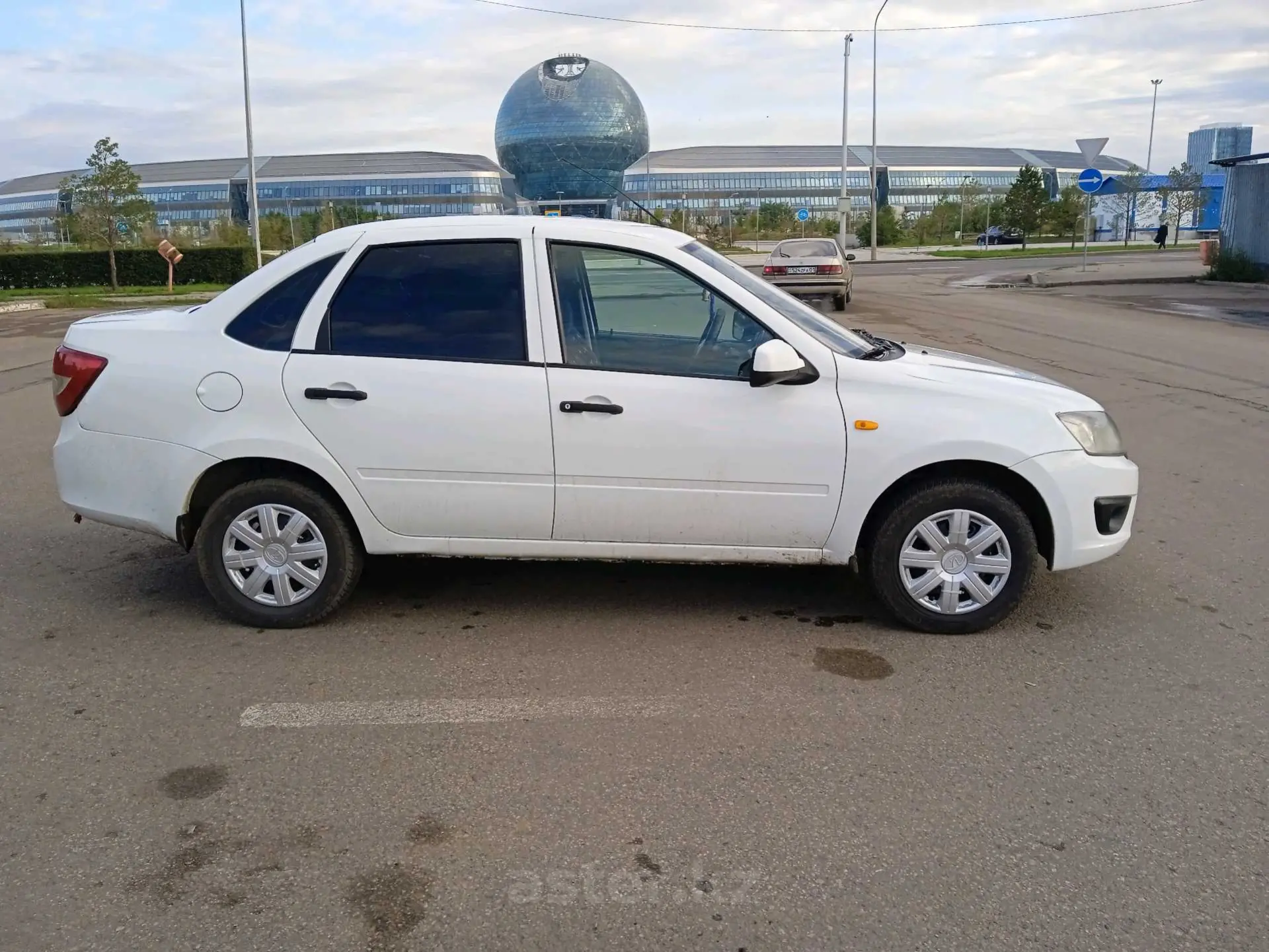 LADA (ВАЗ) Granta 2015