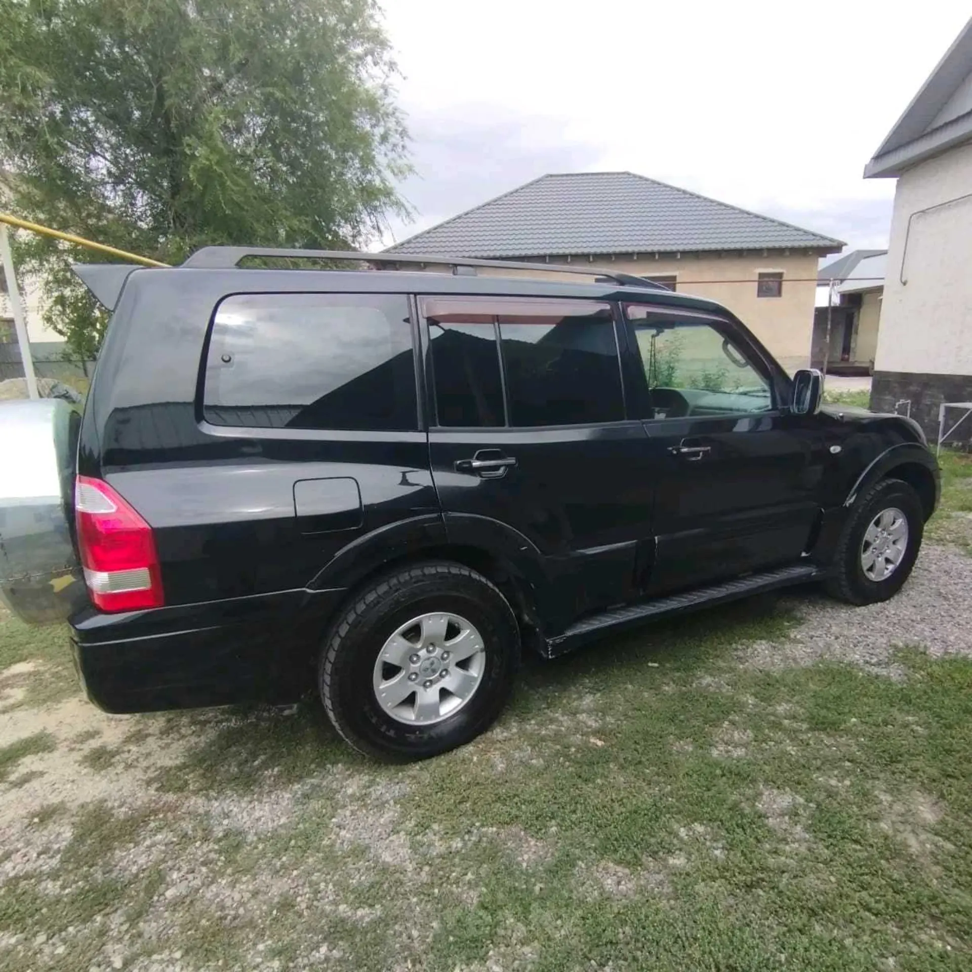 Mitsubishi Pajero 2006