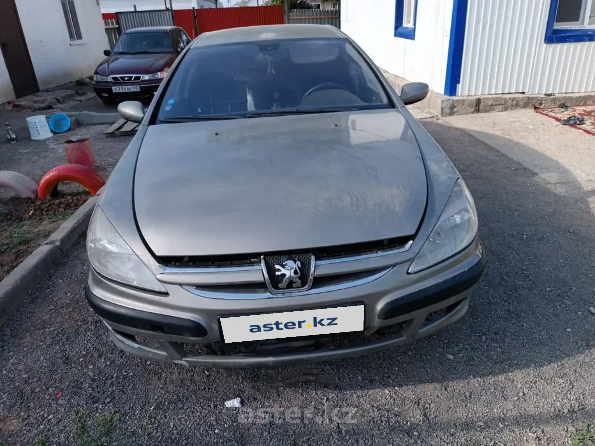 Peugeot 607 2000